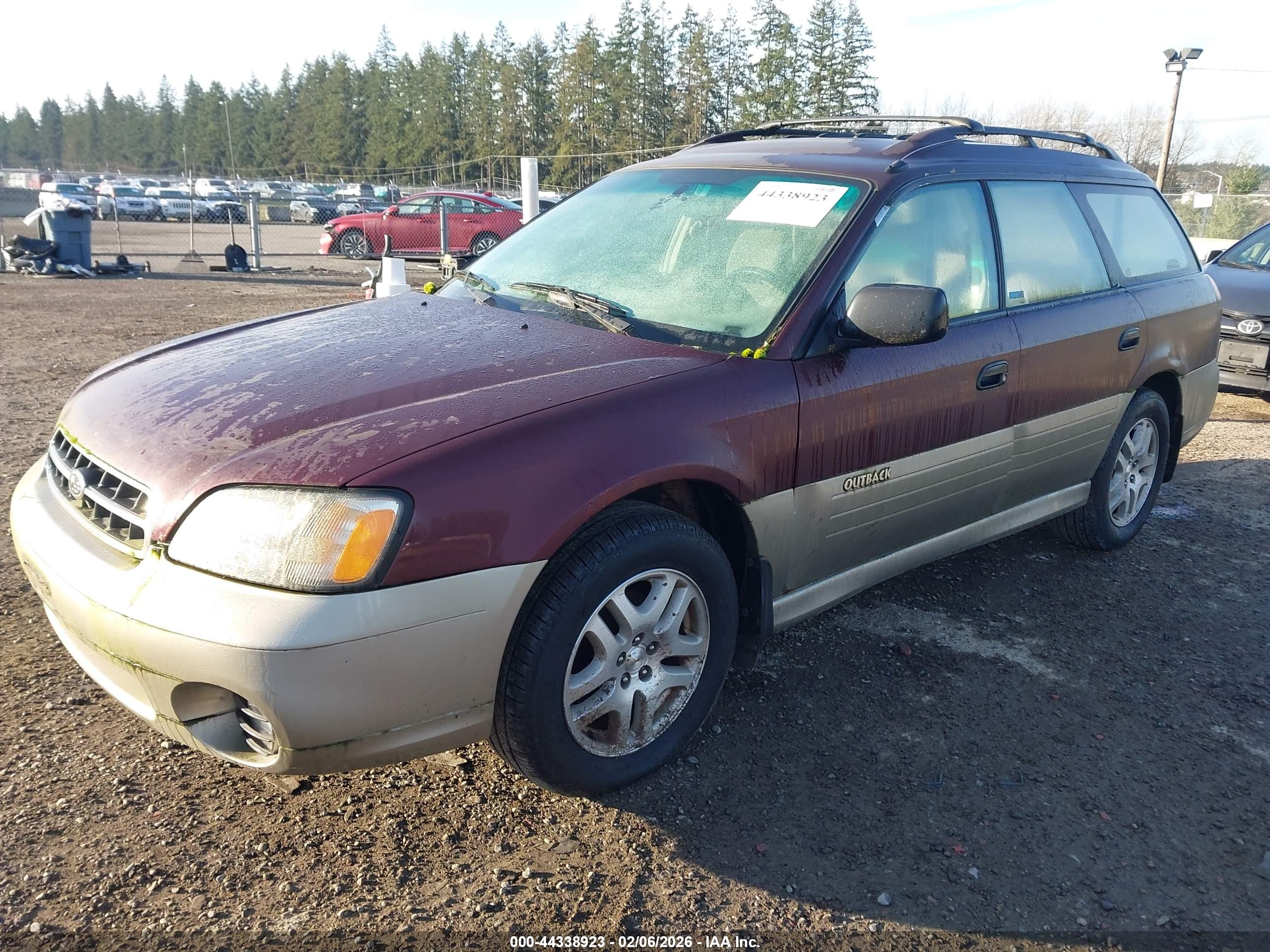 SUBARU OUTBACK image 2