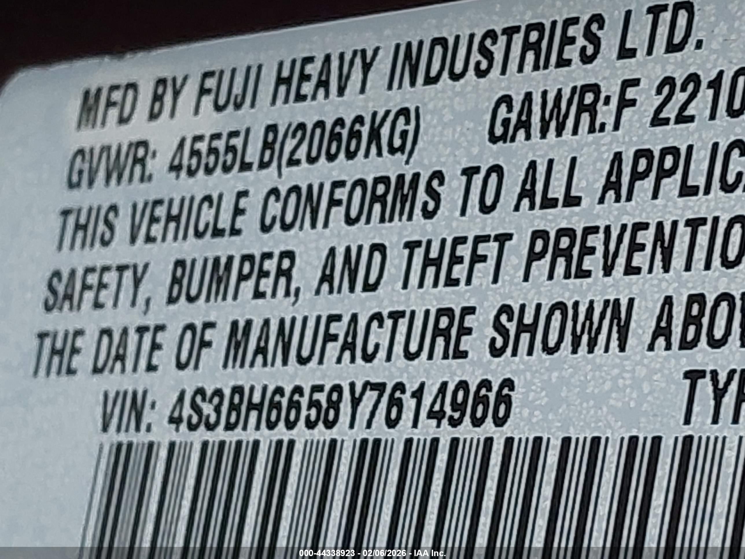 SUBARU OUTBACK image 9