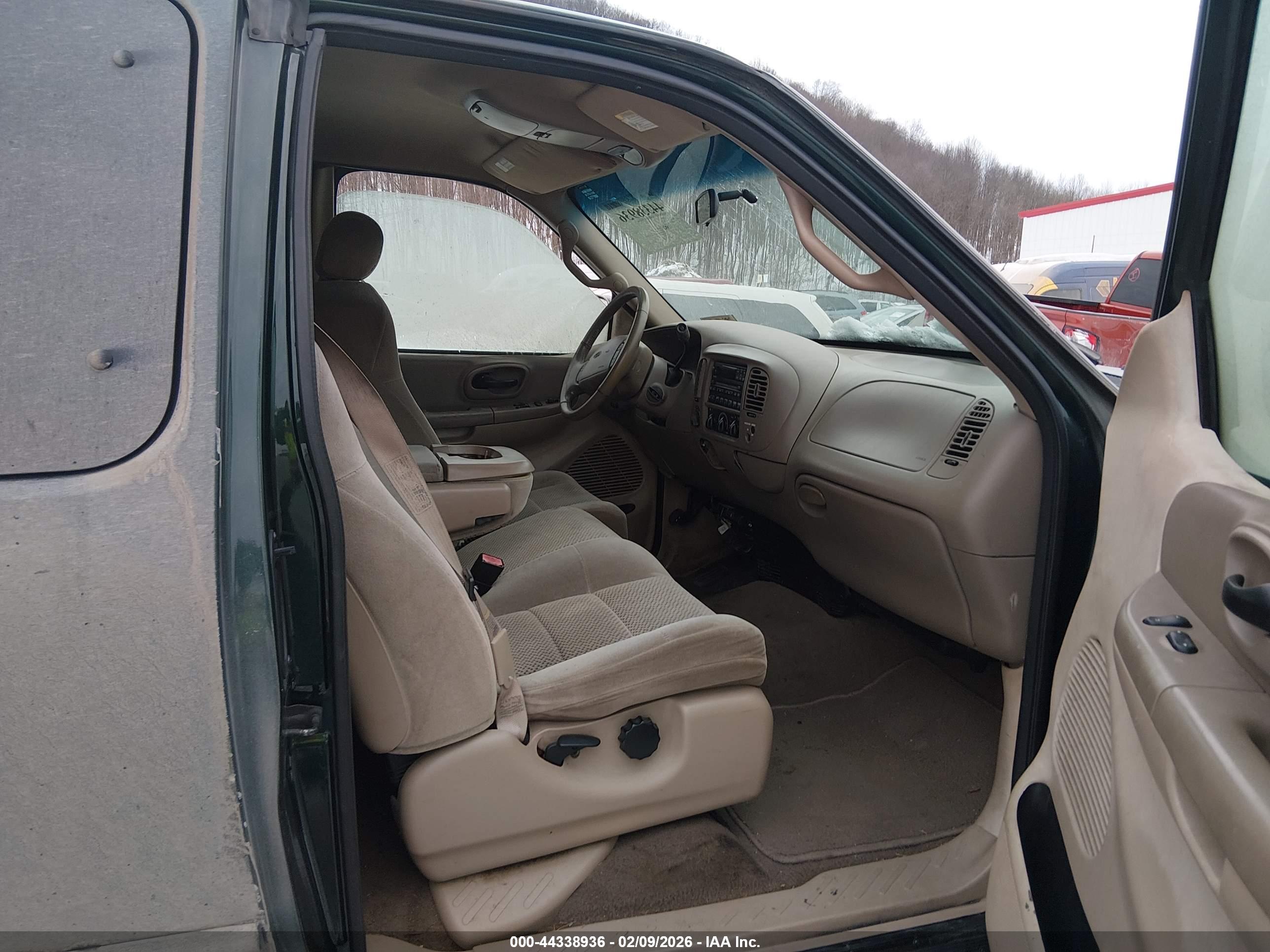 FORD F-150 image 5