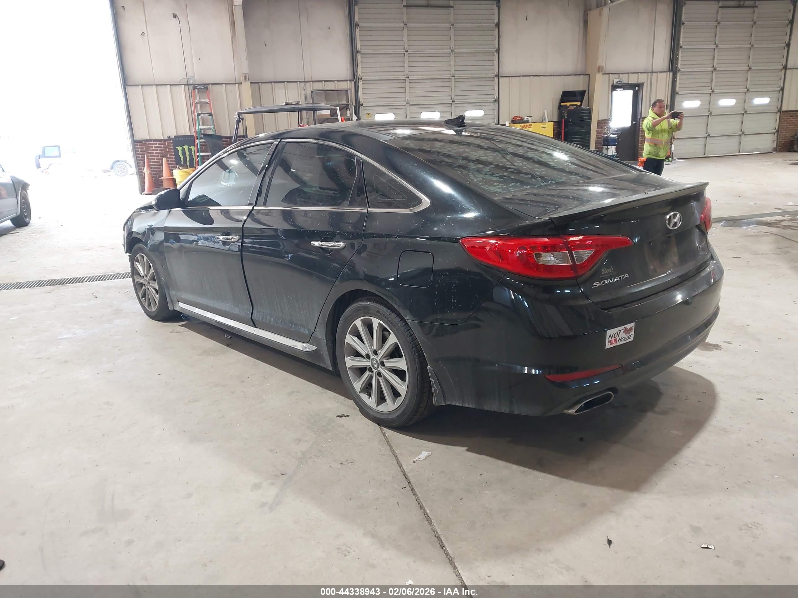 HYUNDAI SONATA image 3