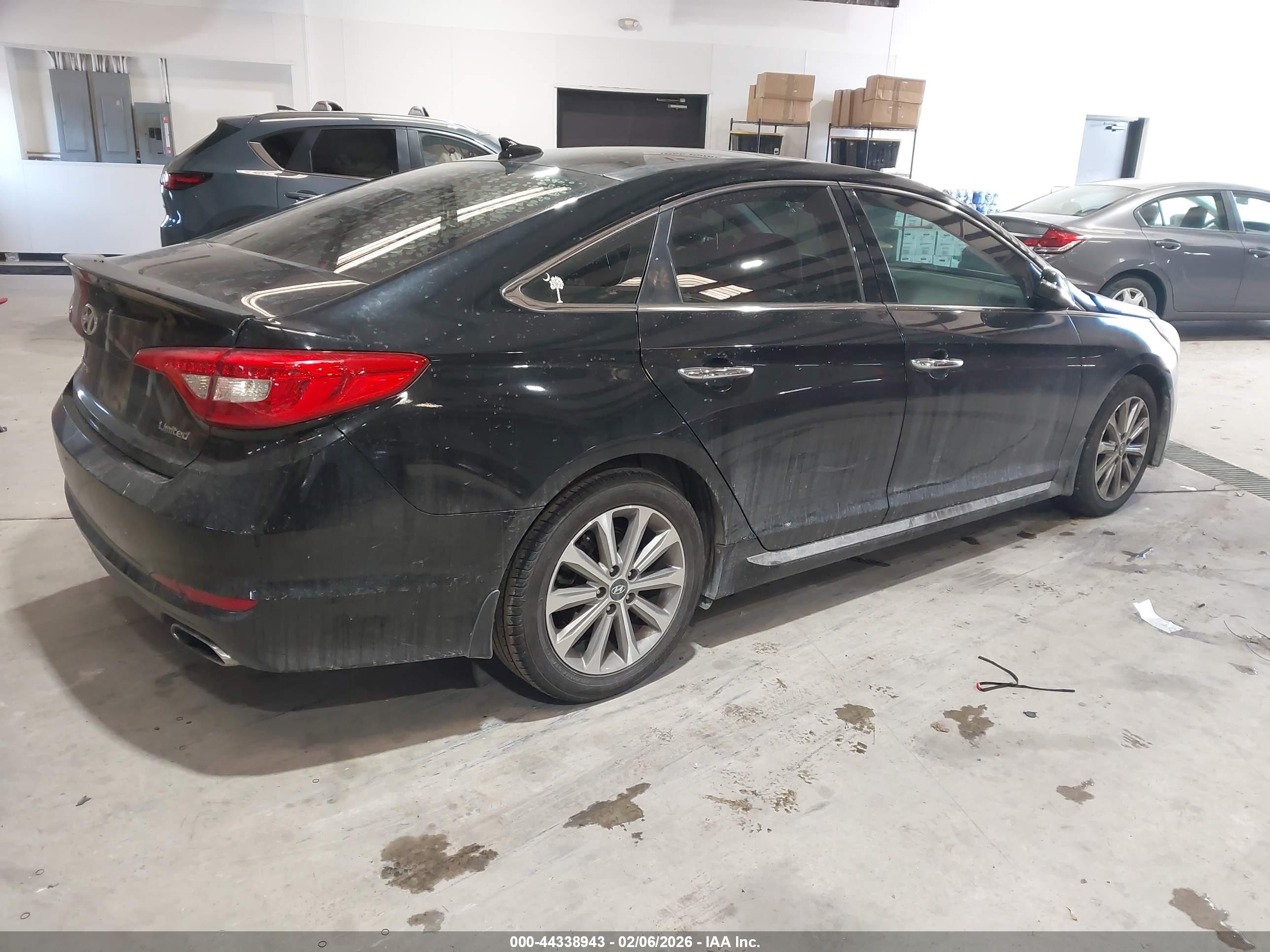 HYUNDAI SONATA image 4