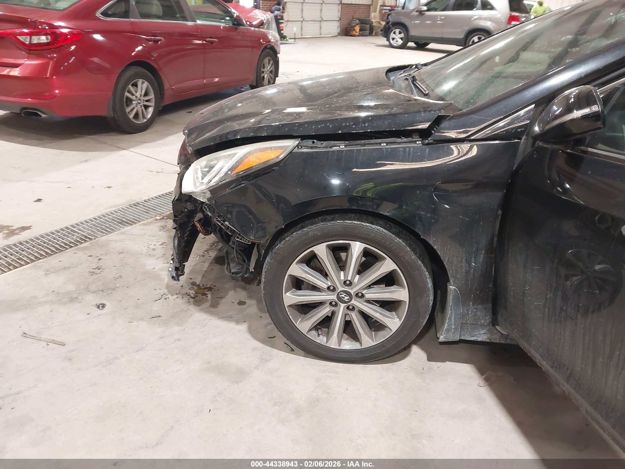 HYUNDAI SONATA image 6