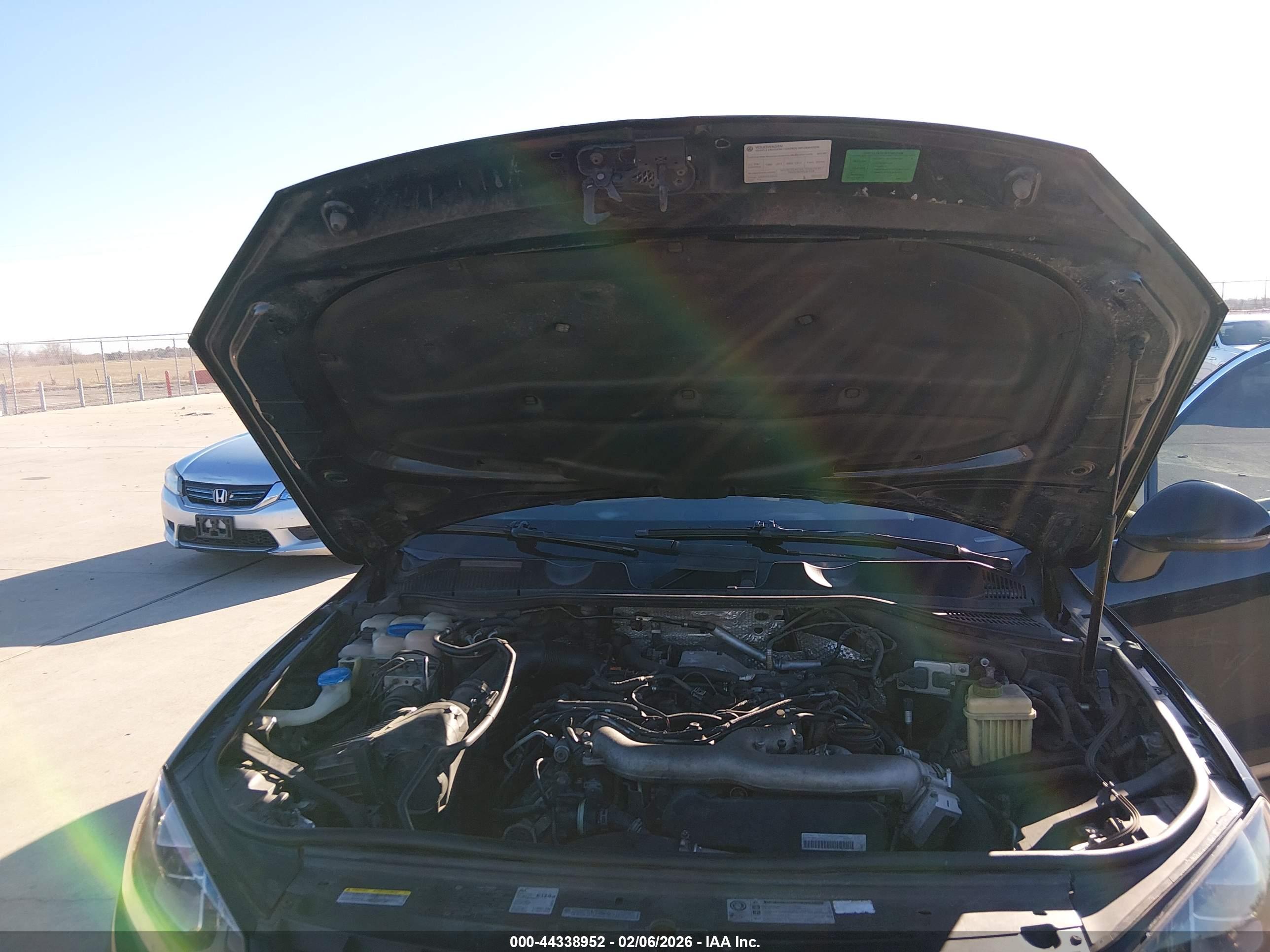 VOLKSWAGEN TOUAREG image 10