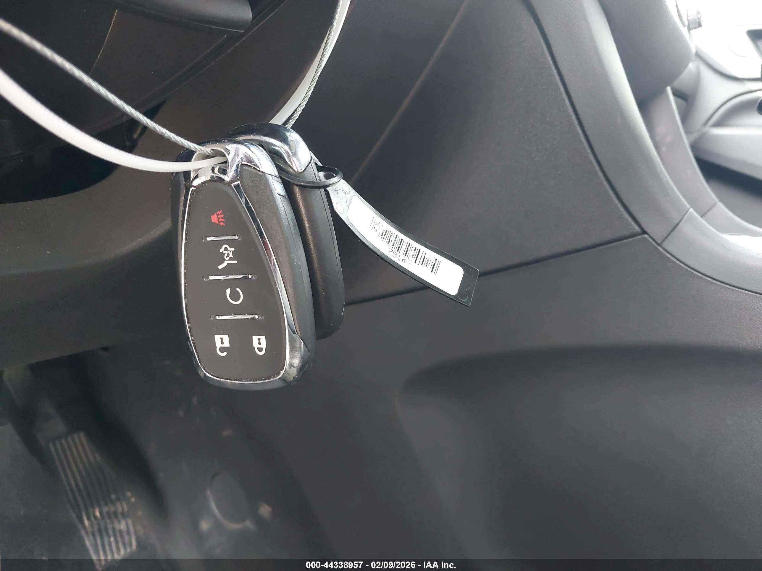 CHEVROLET EQUINOX image 11