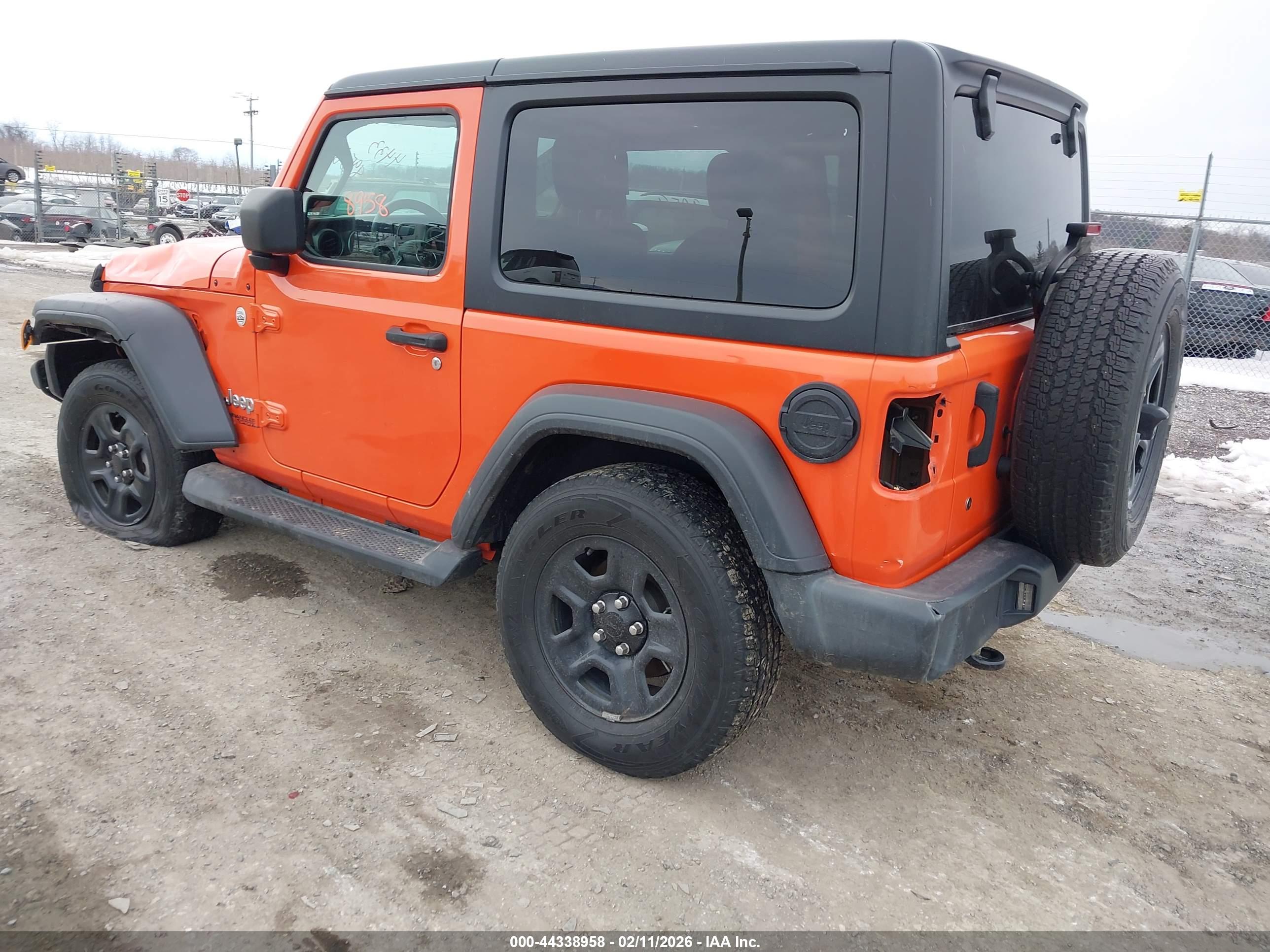 JEEP WRANGLER image 3