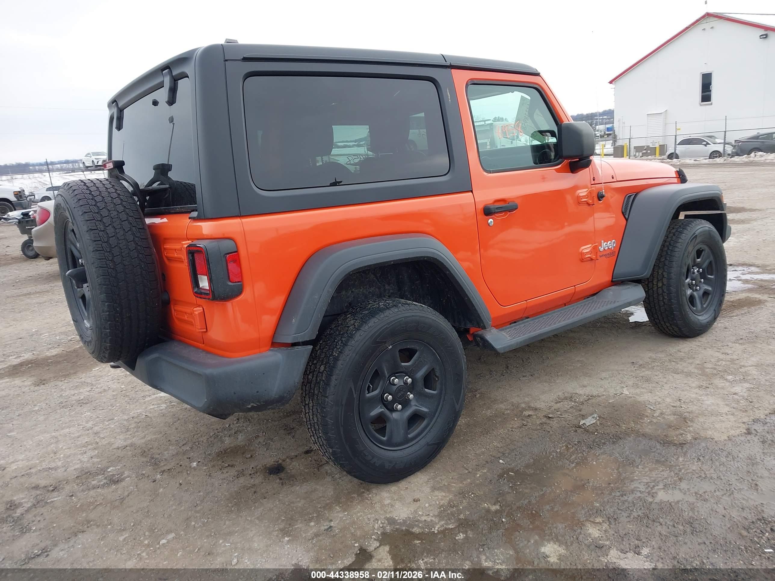 JEEP WRANGLER image 4