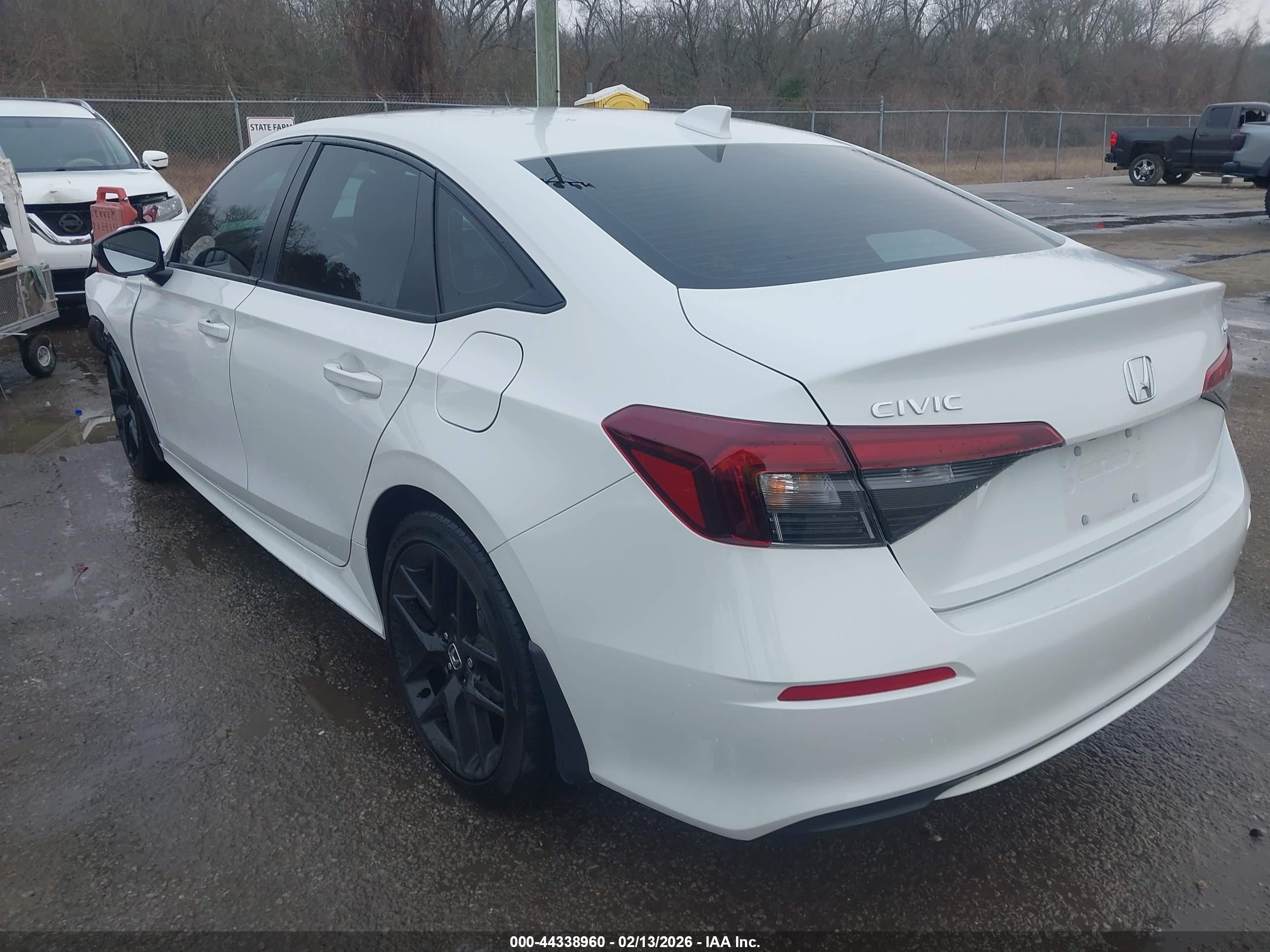 HONDA CIVIC image 3