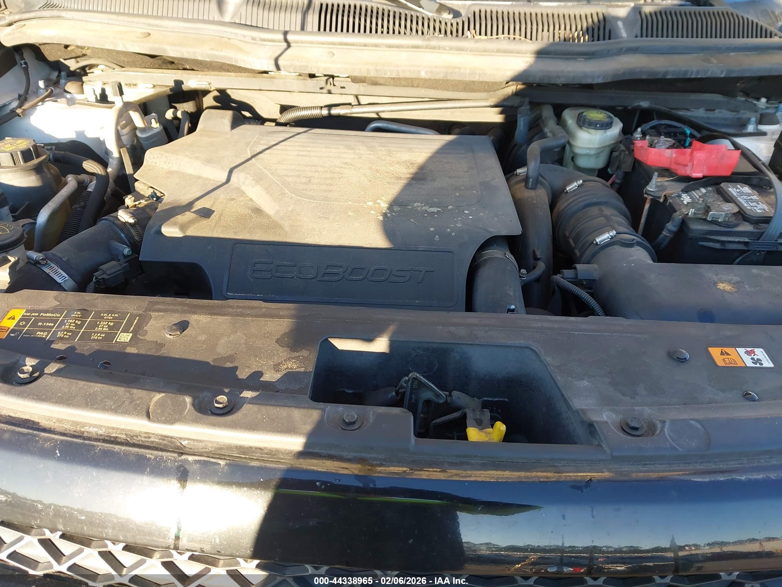FORD EXPLORER image 10