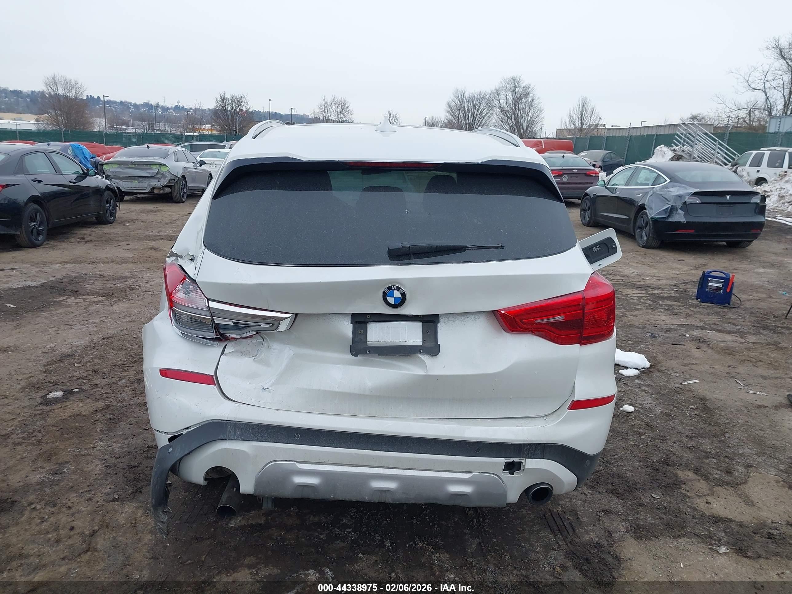 BMW X3 image 6