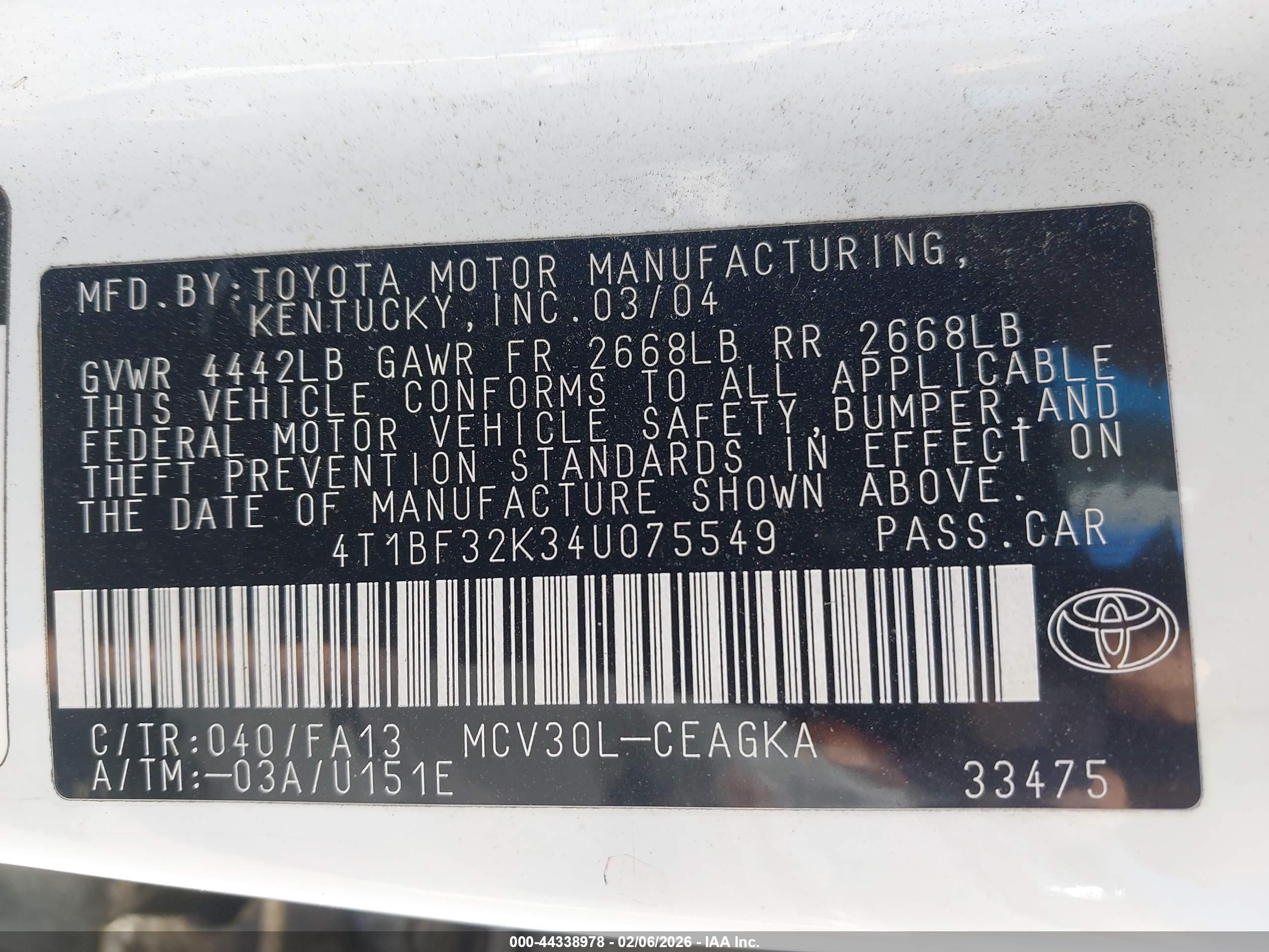 TOYOTA CAMRY image 9