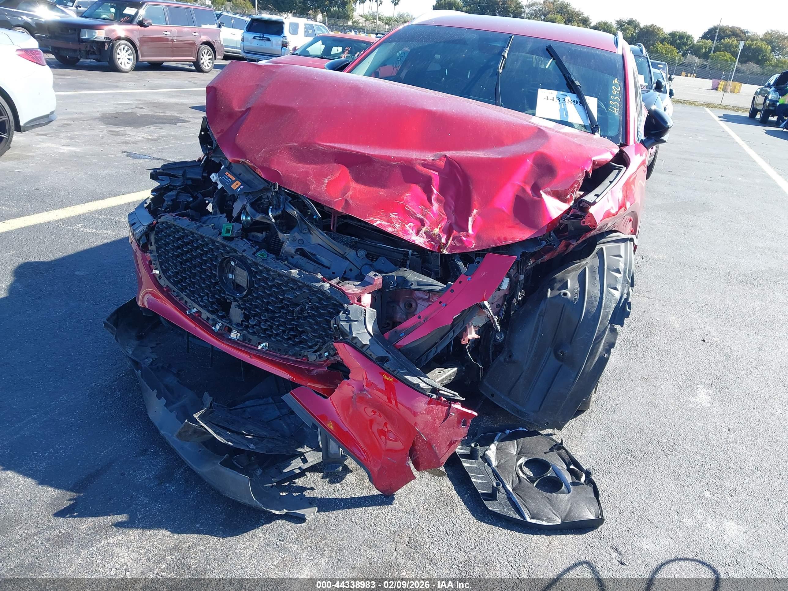 MAZDA CX-30 image 6