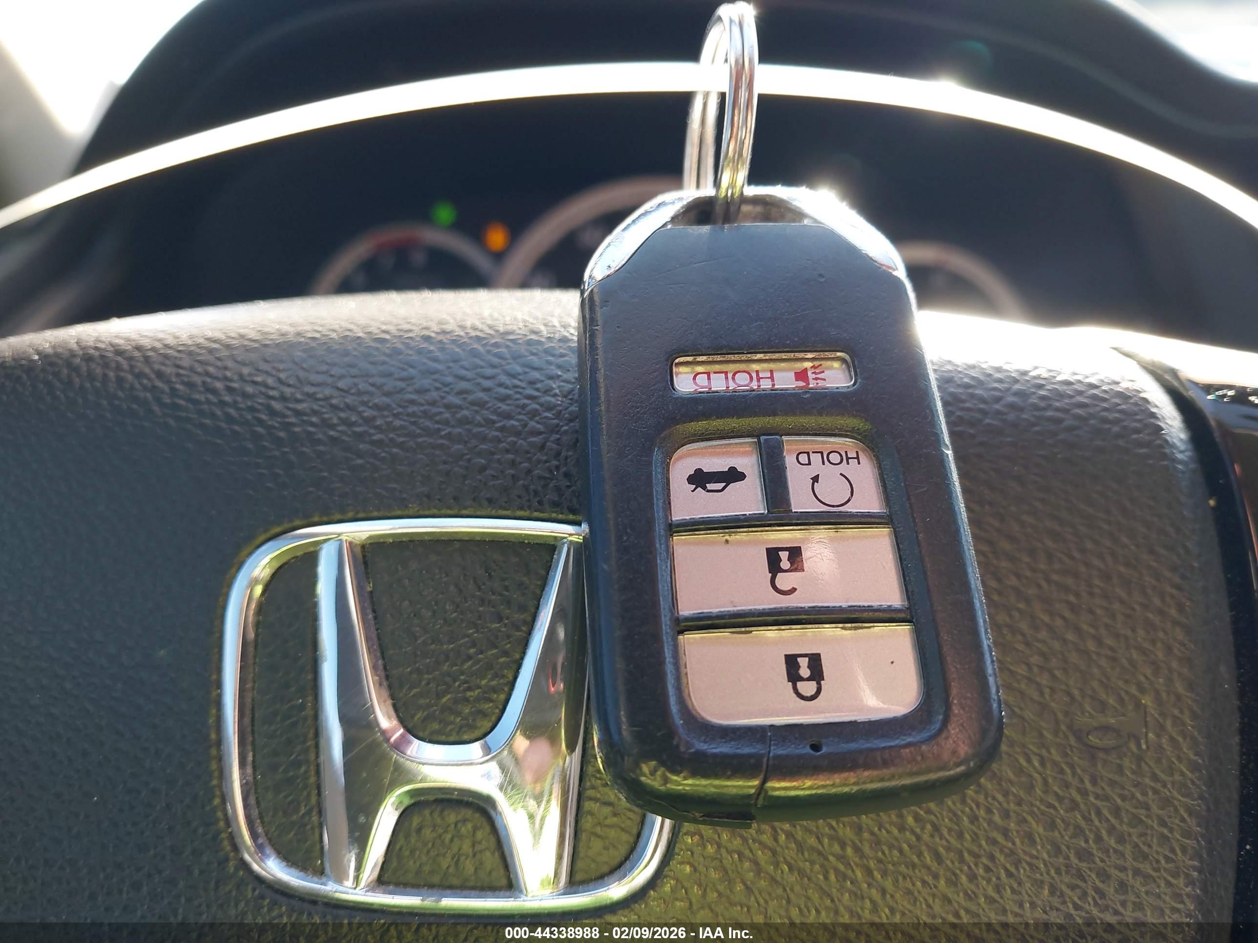 HONDA ACCORD image 11