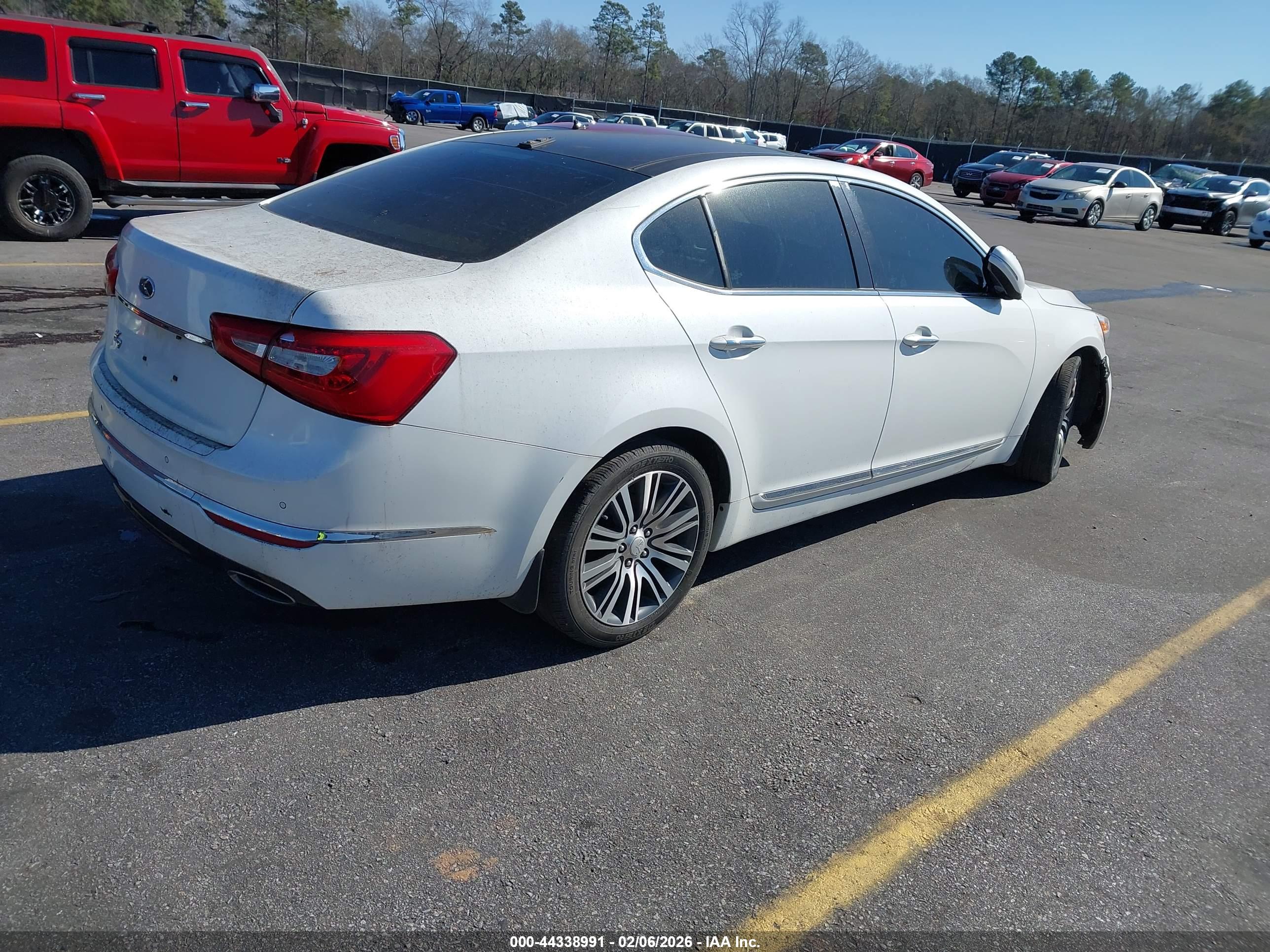 KIA CADENZA image 4