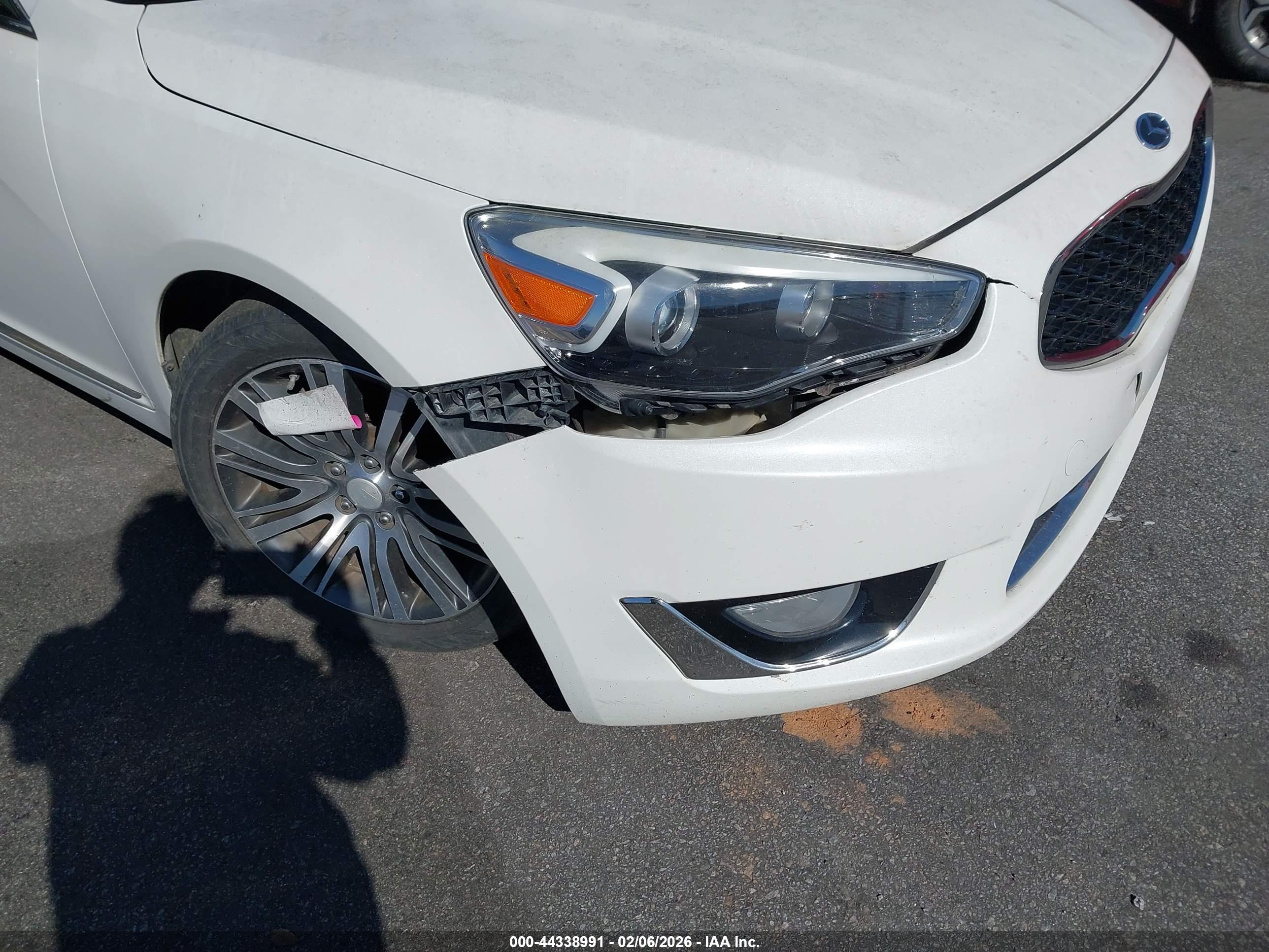 KIA CADENZA image 6
