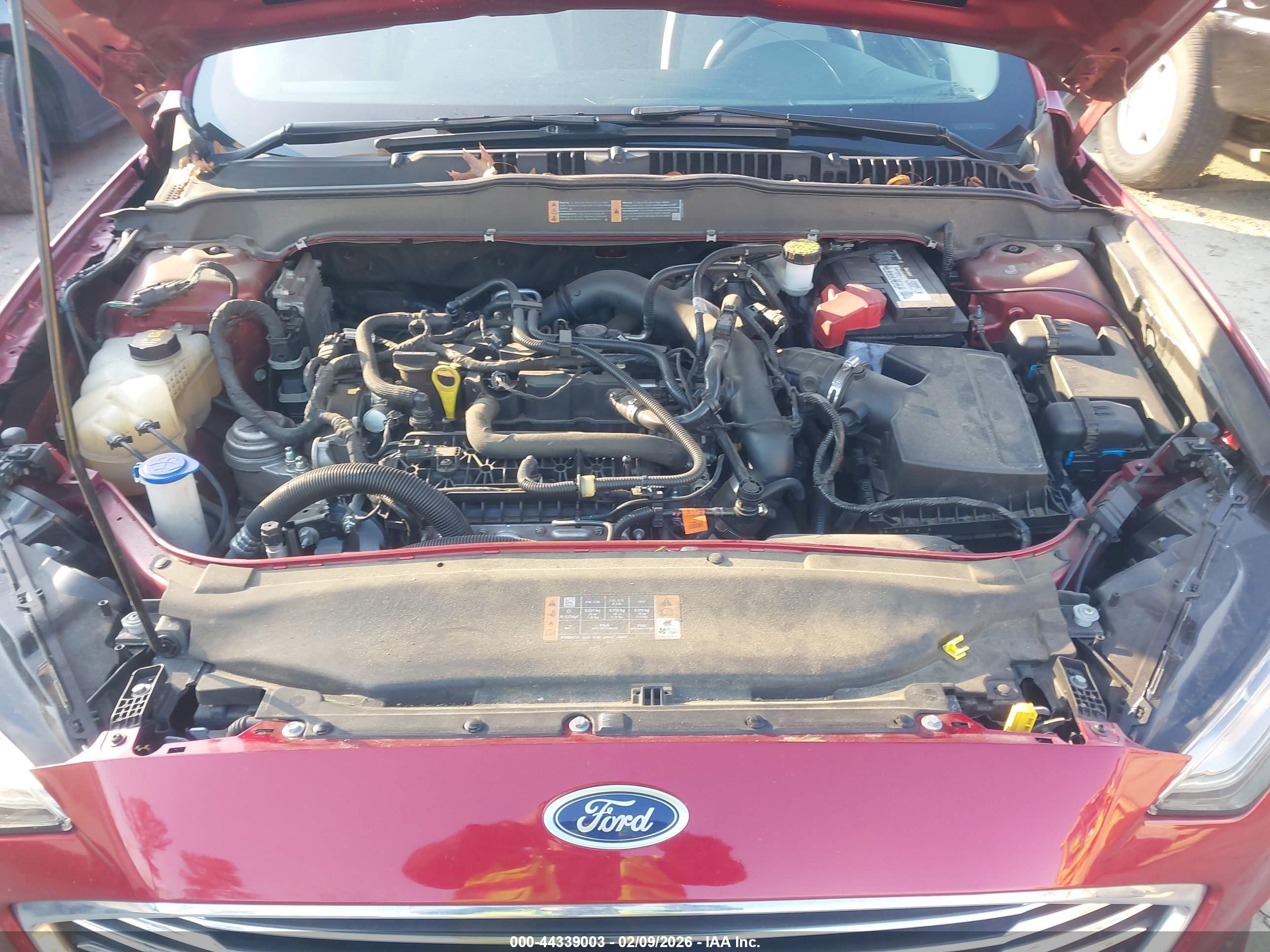 FORD FUSION image 10