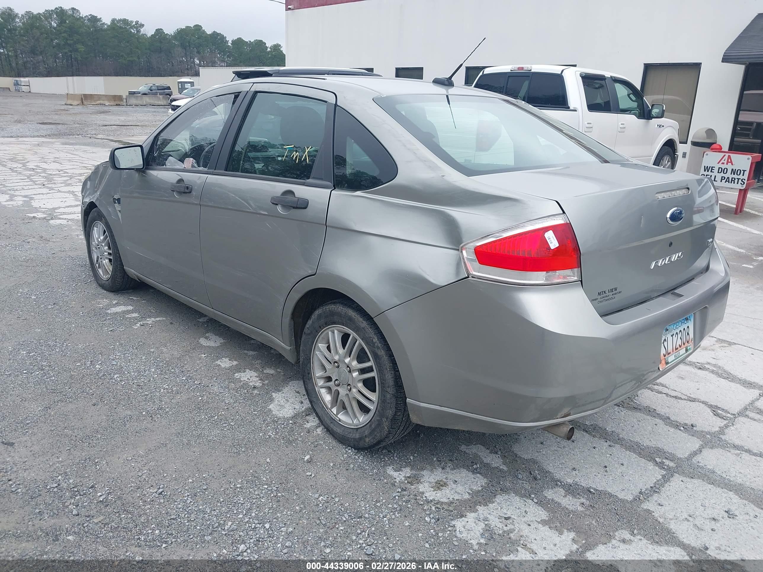 FORD FOCUS image 3