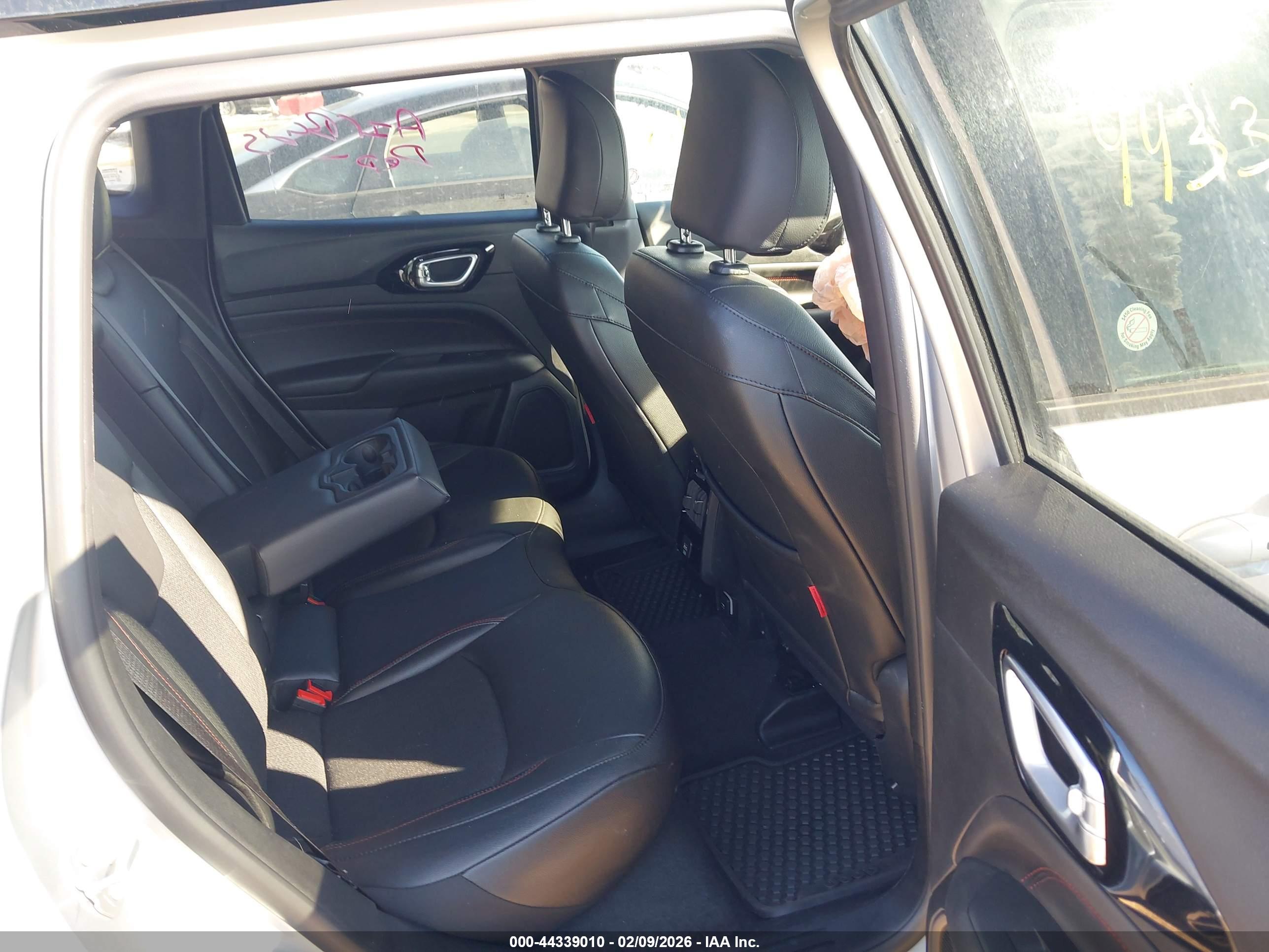 JEEP COMPASS image 8