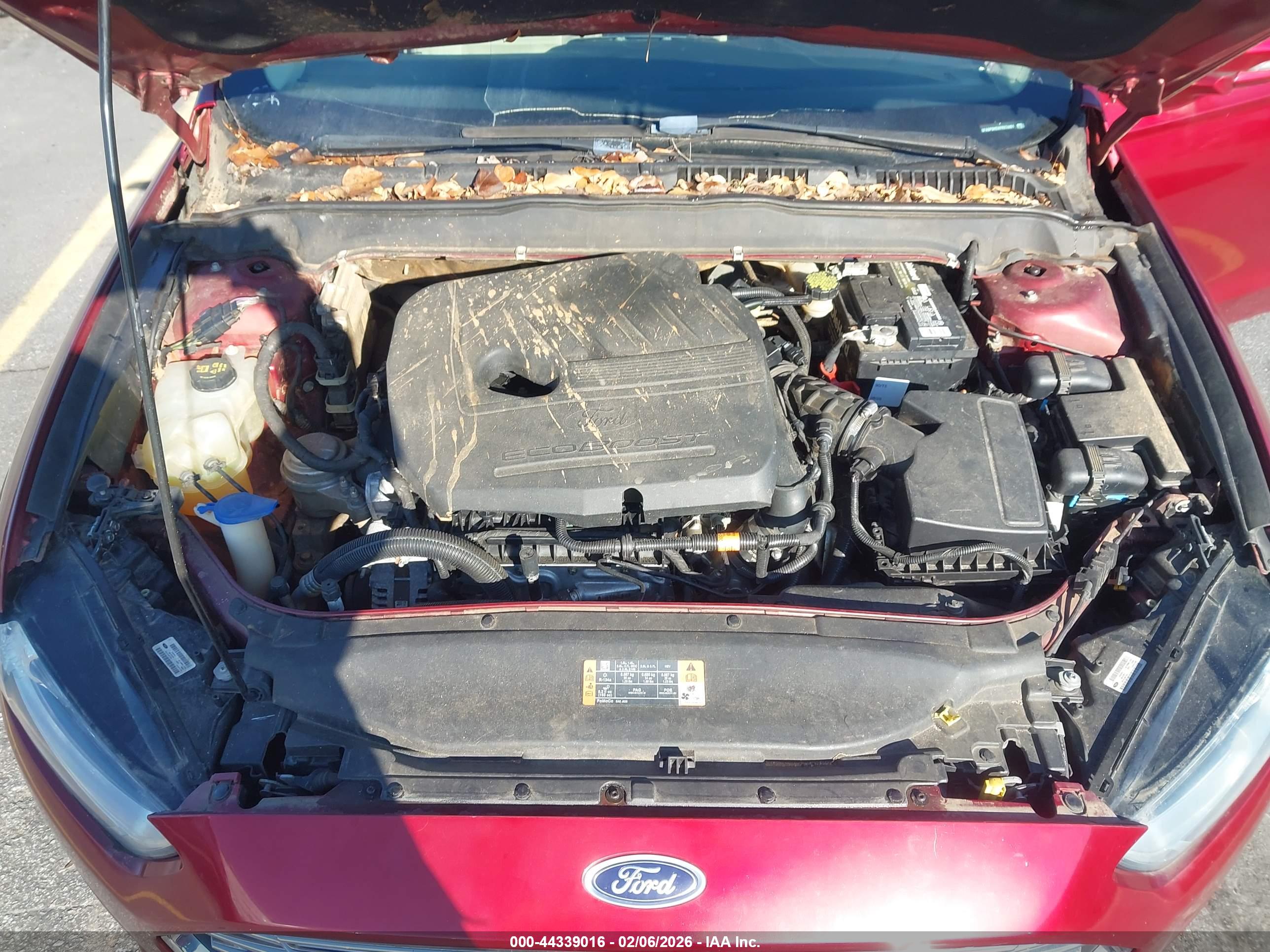 FORD FUSION image 10