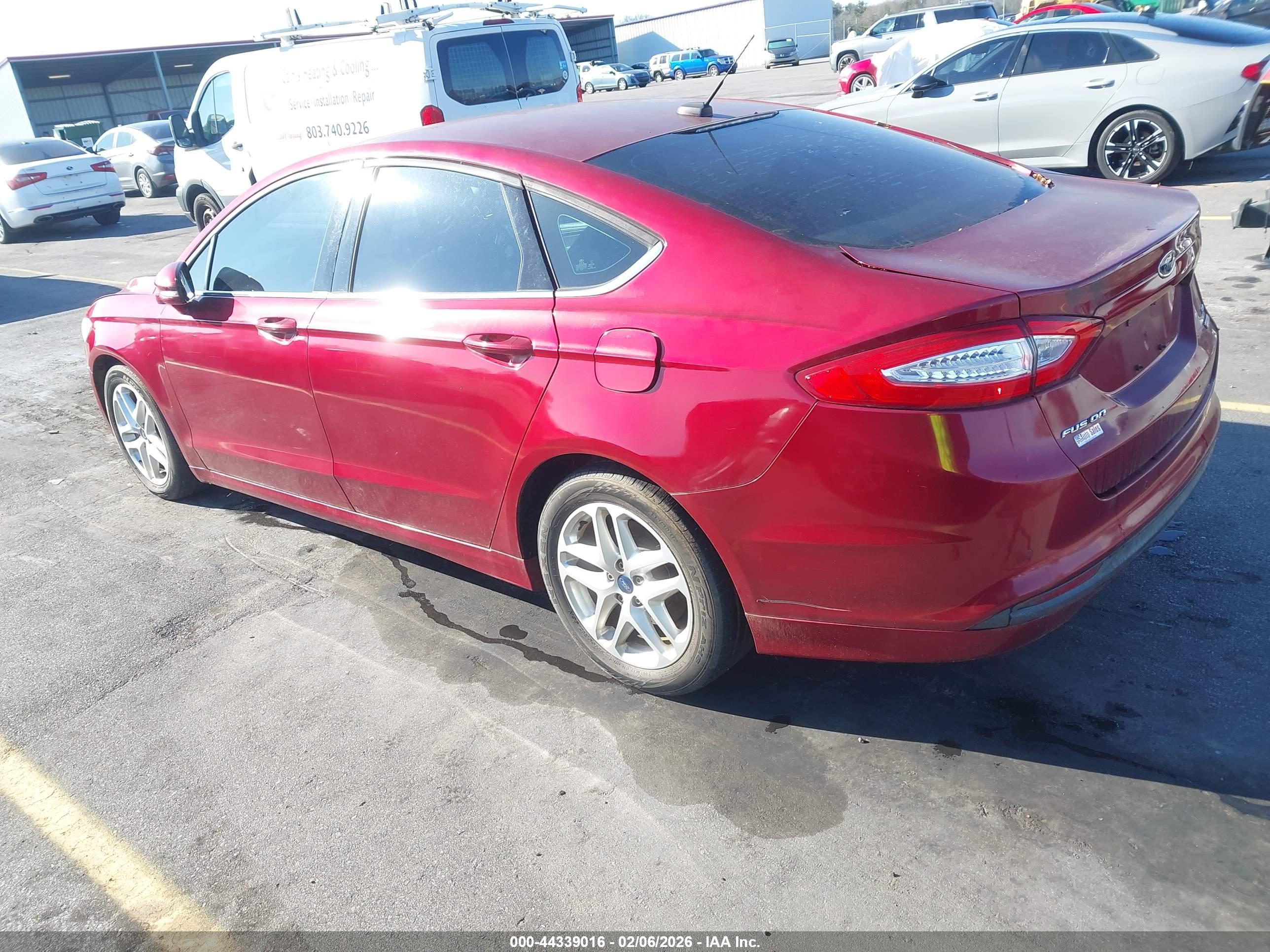 FORD FUSION image 3
