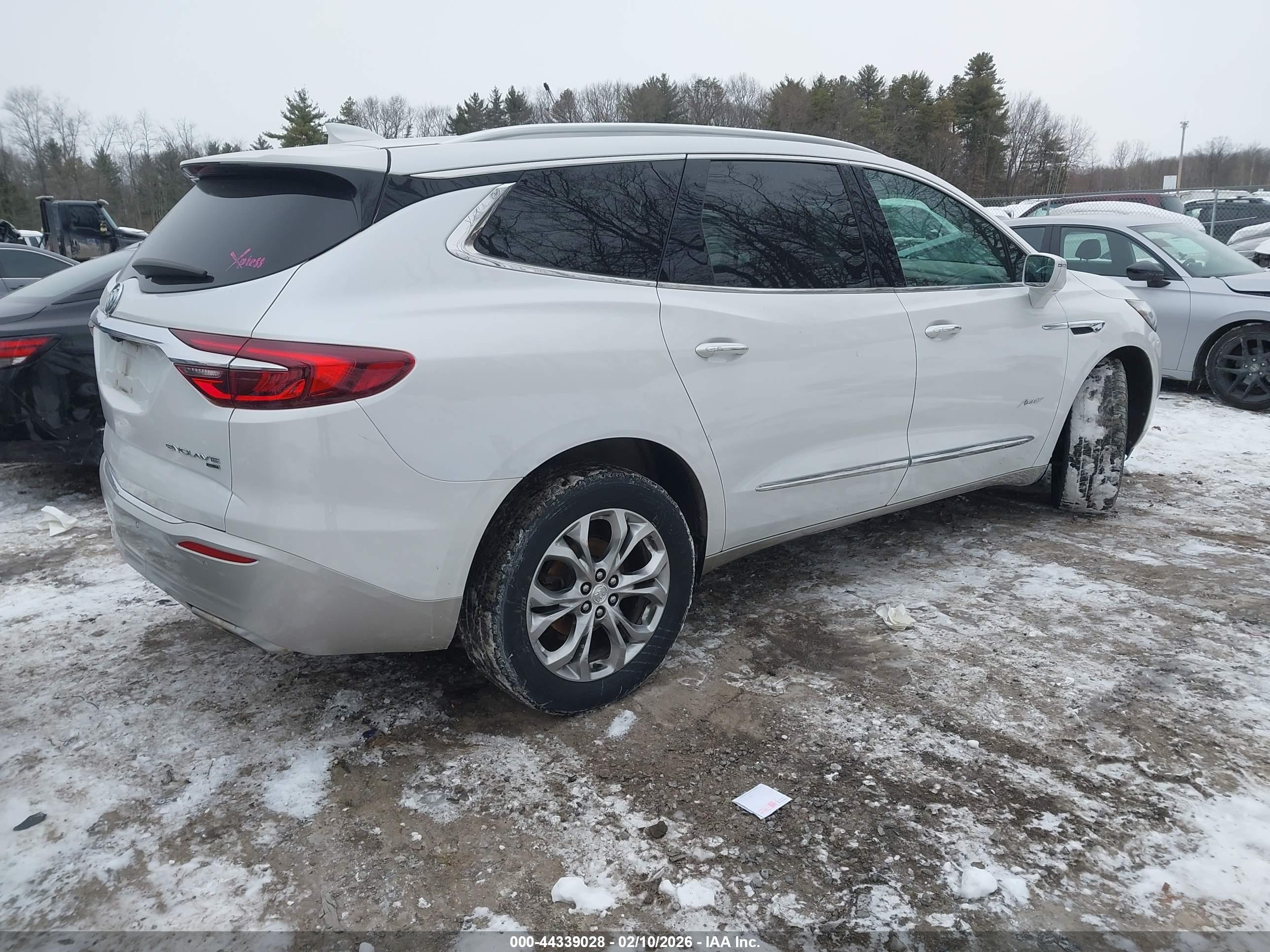 BUICK ENCLAVE image 4