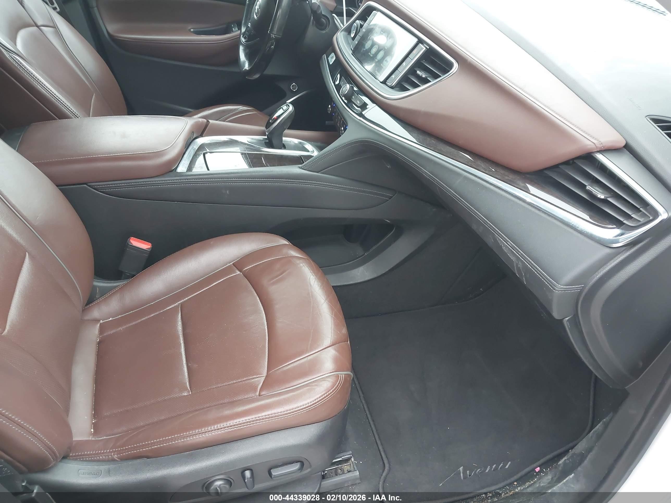 BUICK ENCLAVE image 5