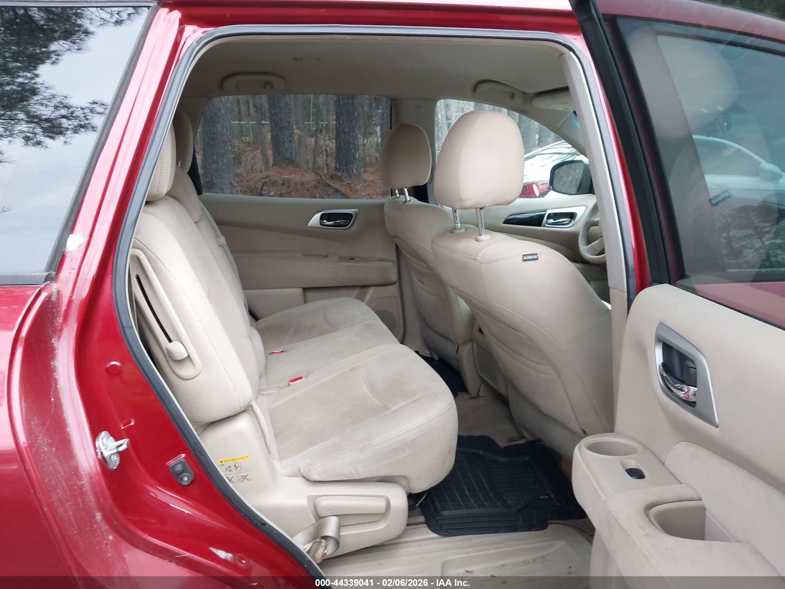 NISSAN PATHFINDER image 8