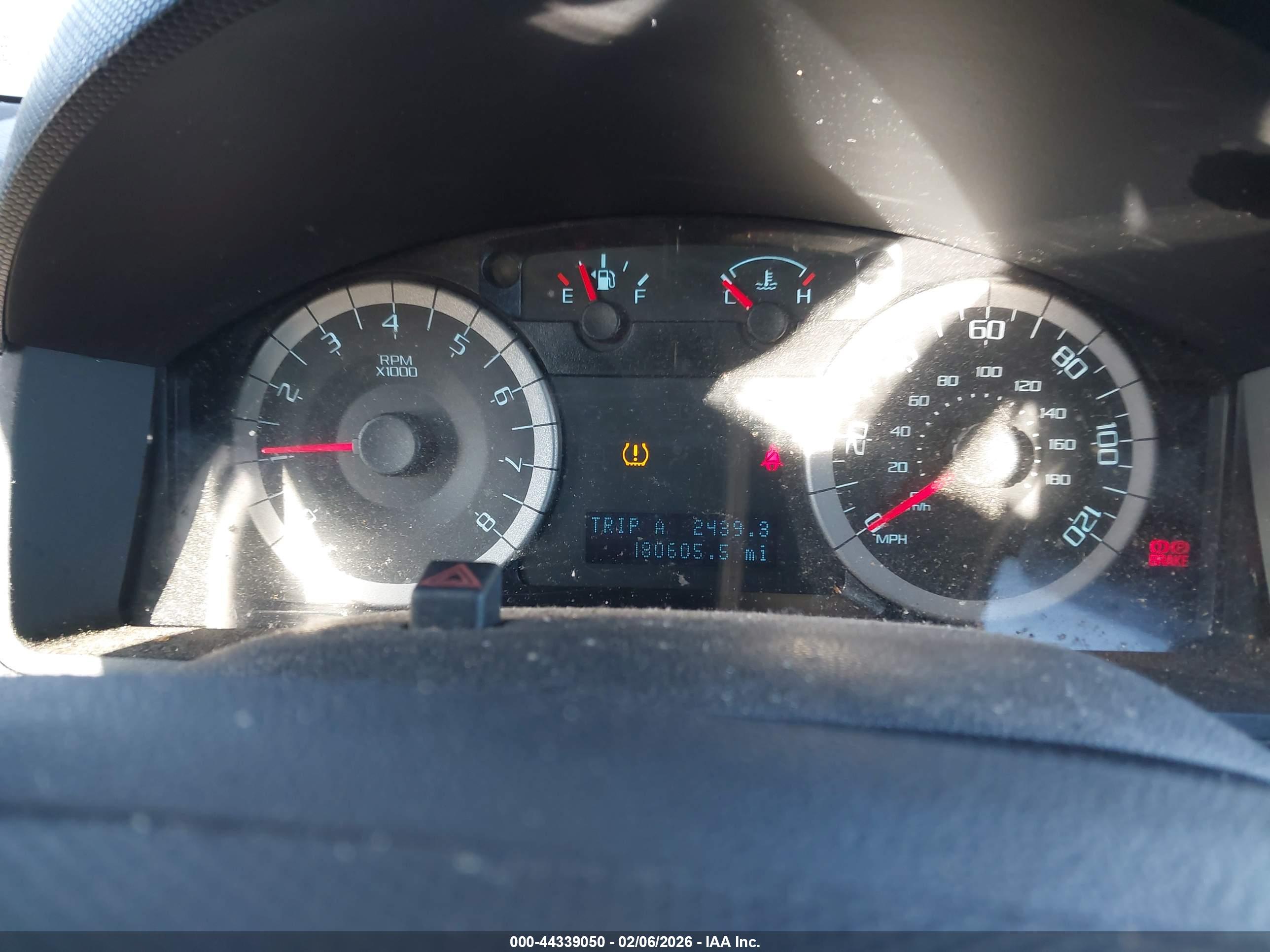 FORD ESCAPE image 7