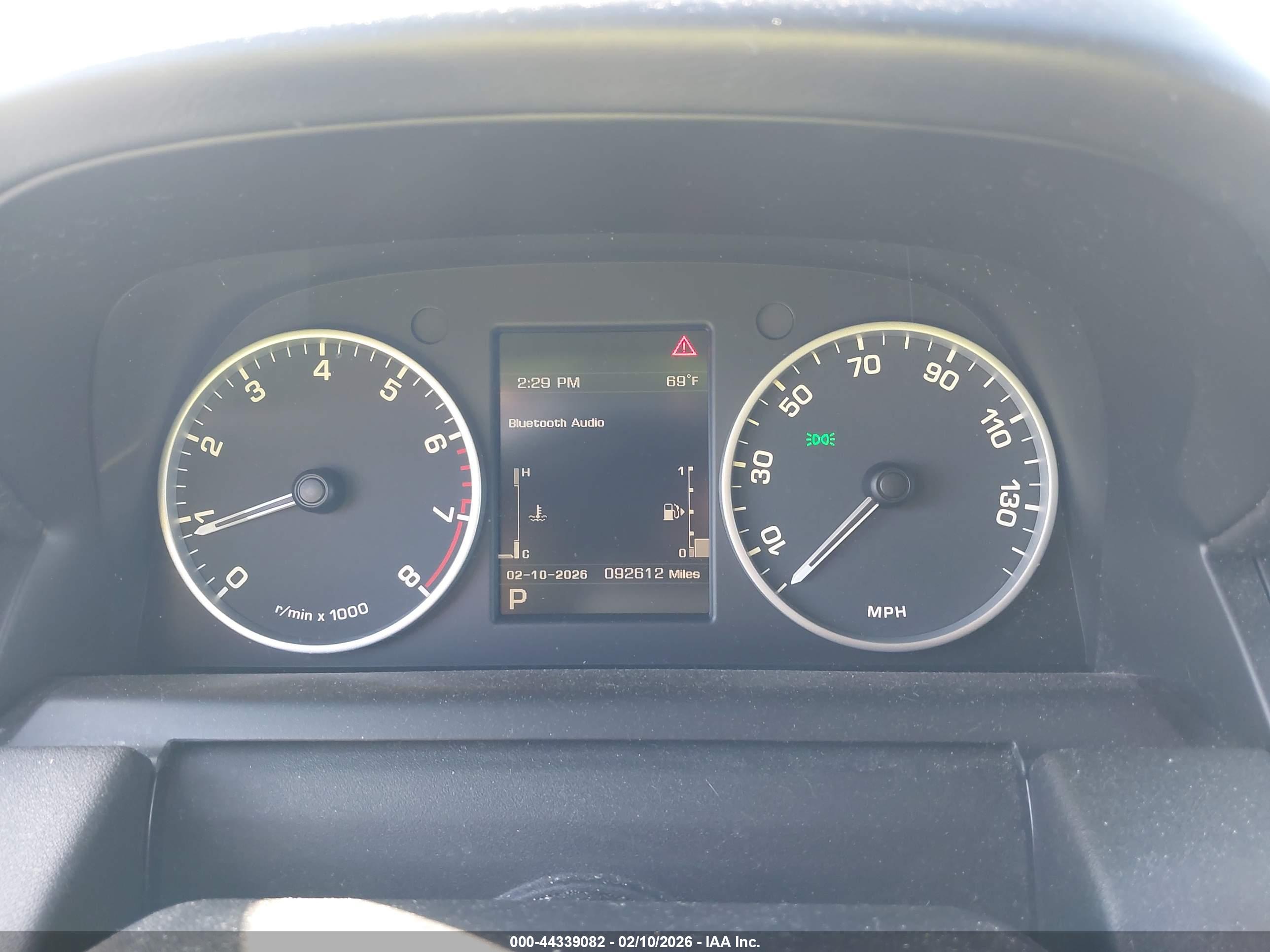 LAND ROVER image 7