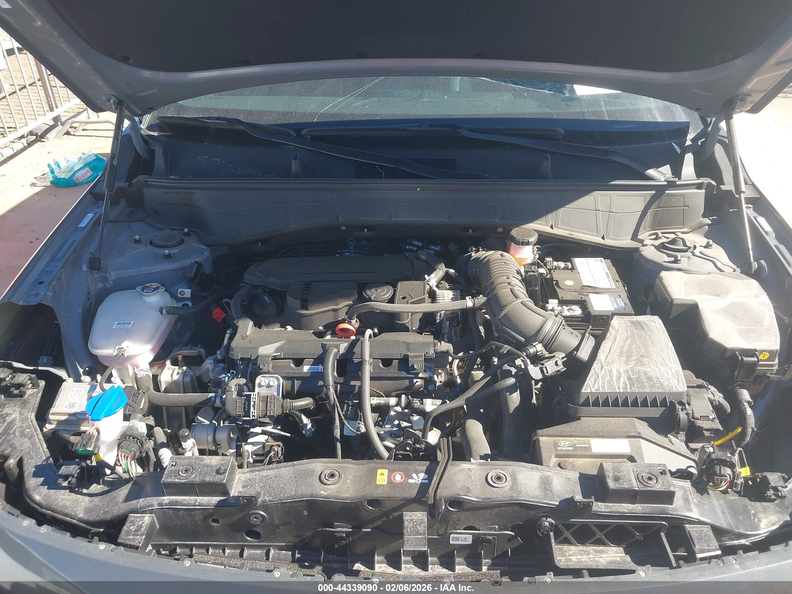 HYUNDAI KONA image 10