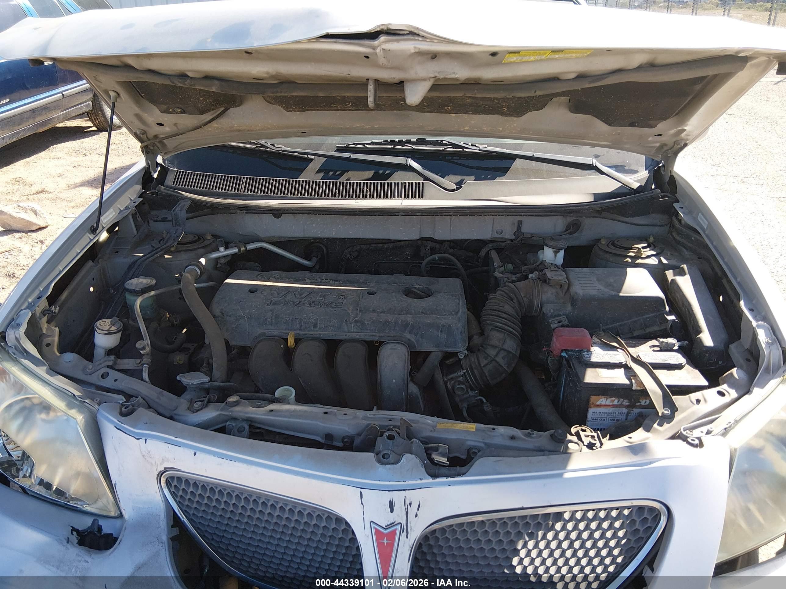PONTIAC VIBE image 10