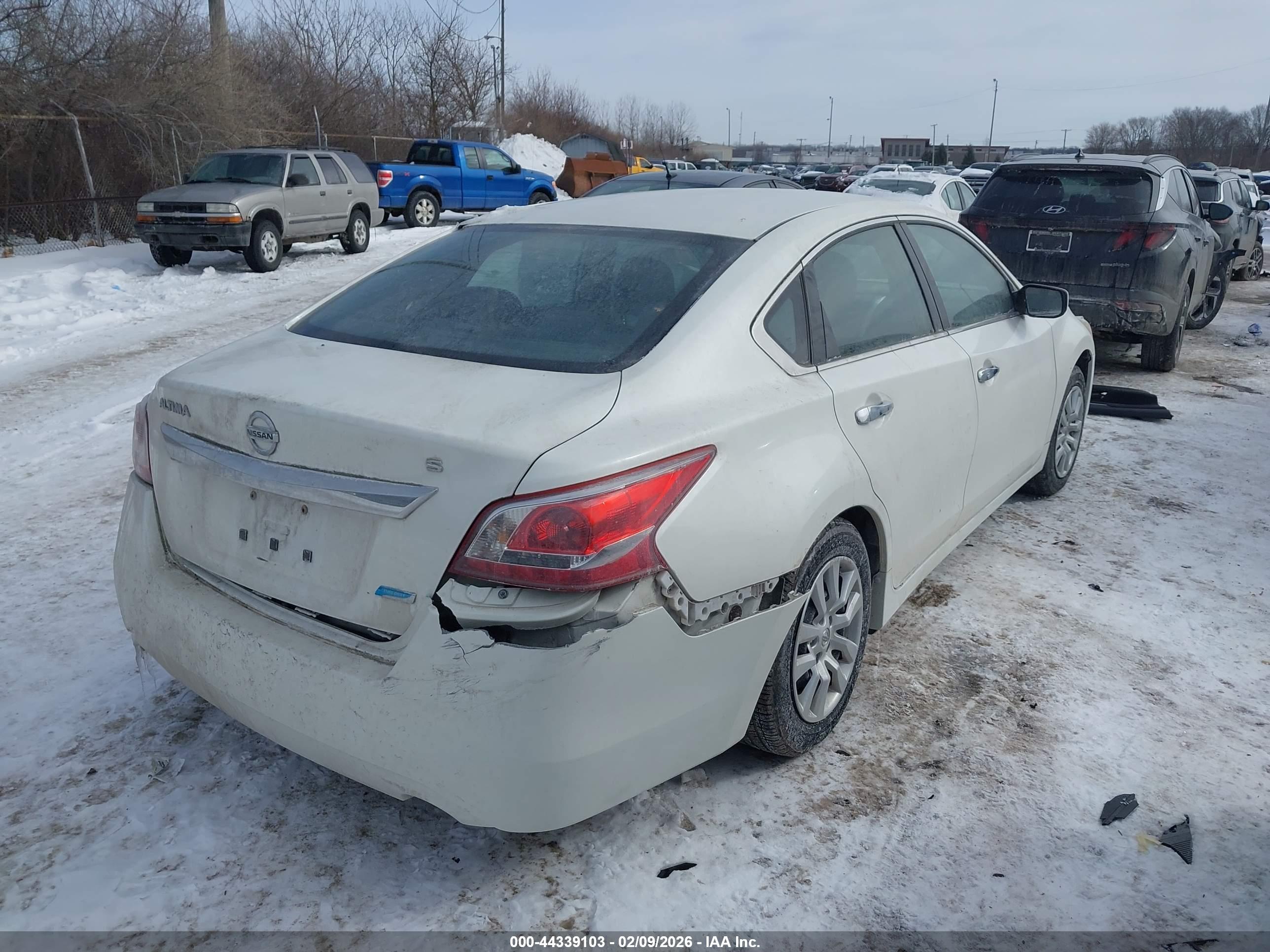 NISSAN ALTIMA image 4