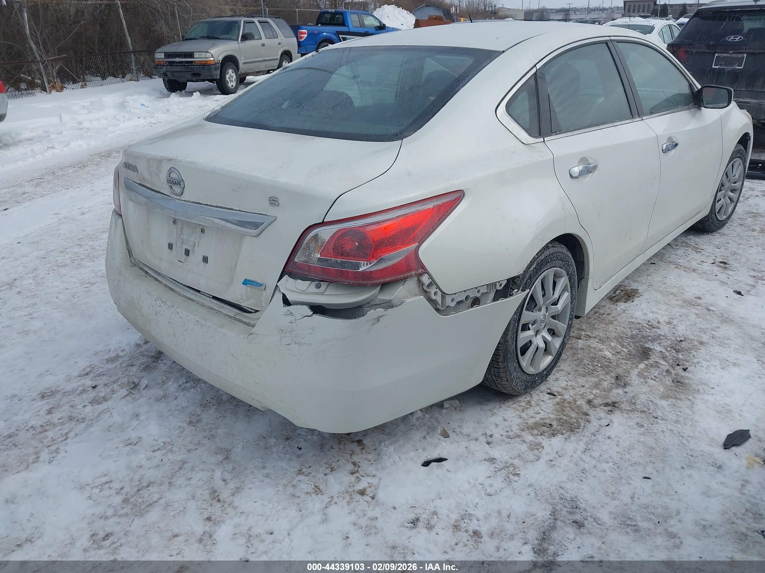 NISSAN ALTIMA image 6