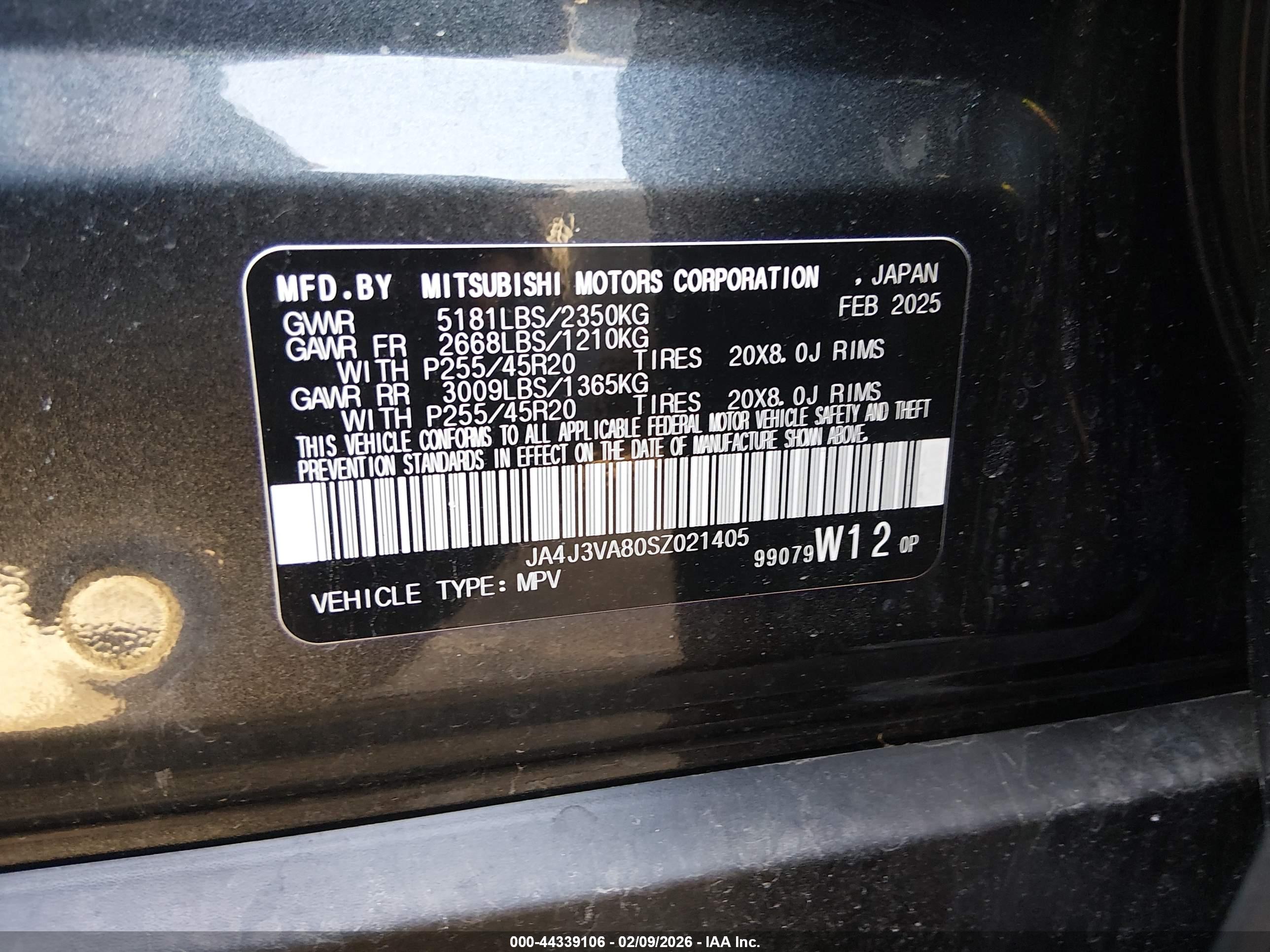 MITSUBISHI OUTLANDER image 9