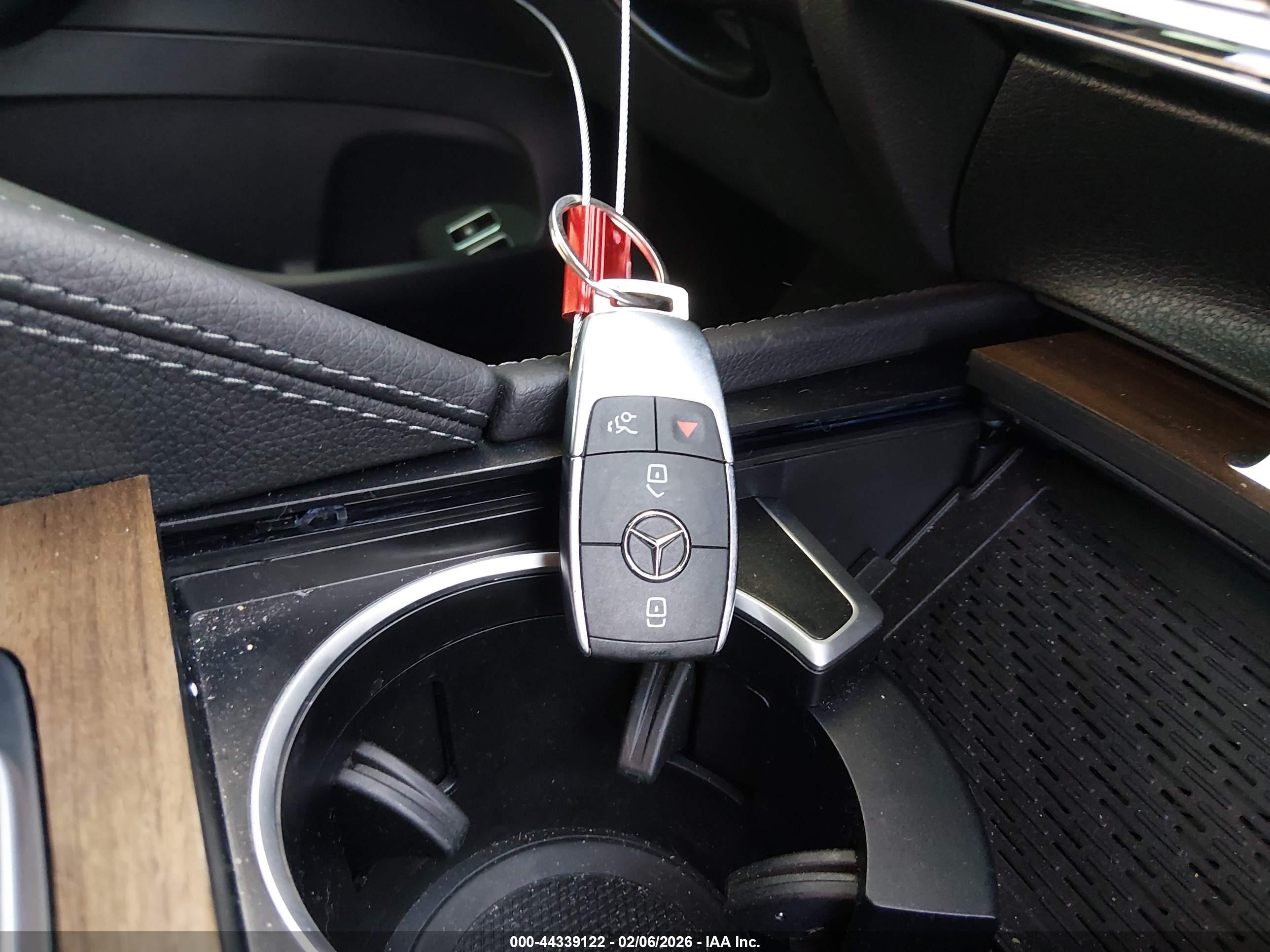 MERCEDES-BENZ GLE image 11