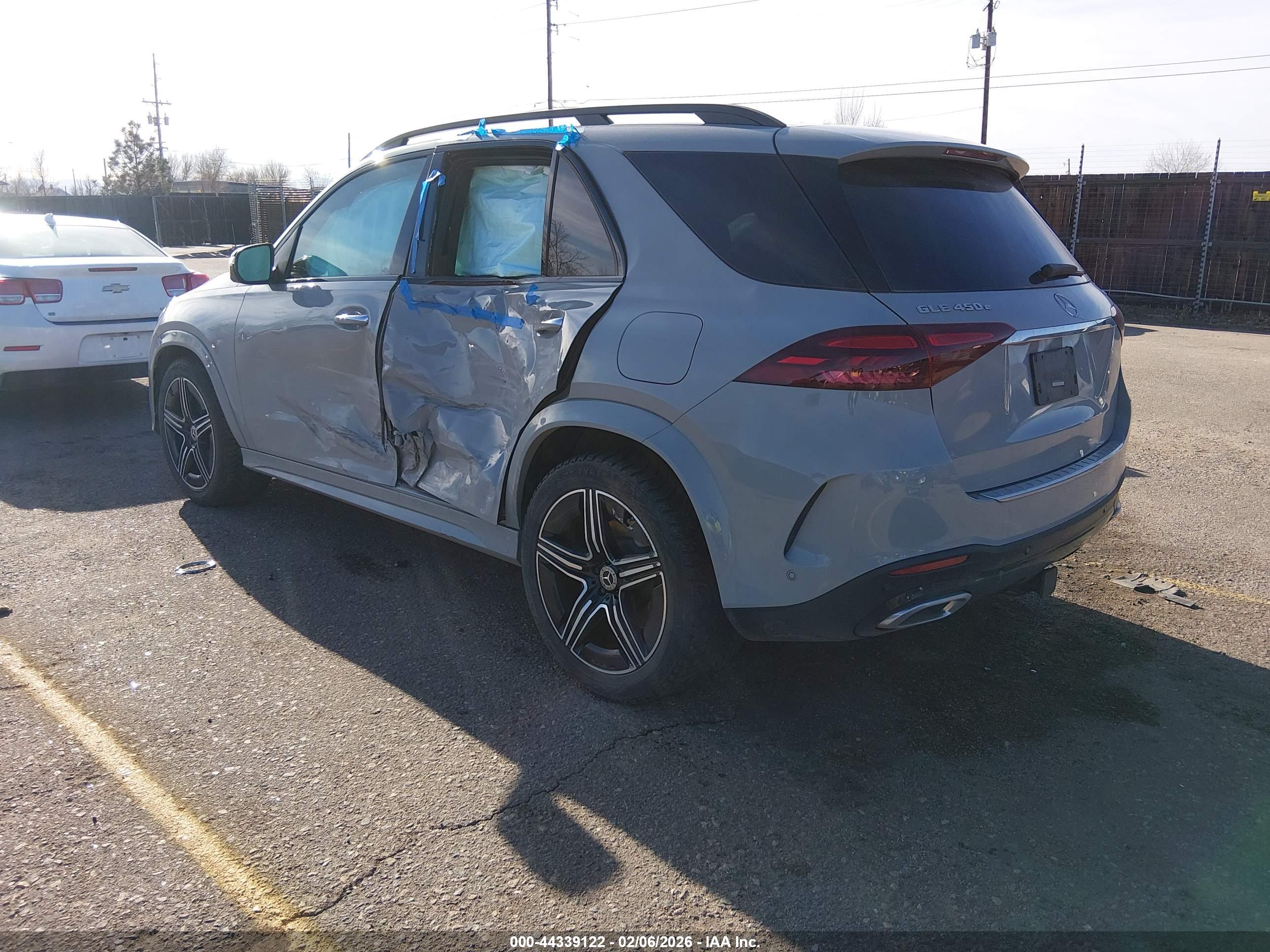 MERCEDES-BENZ GLE image 3