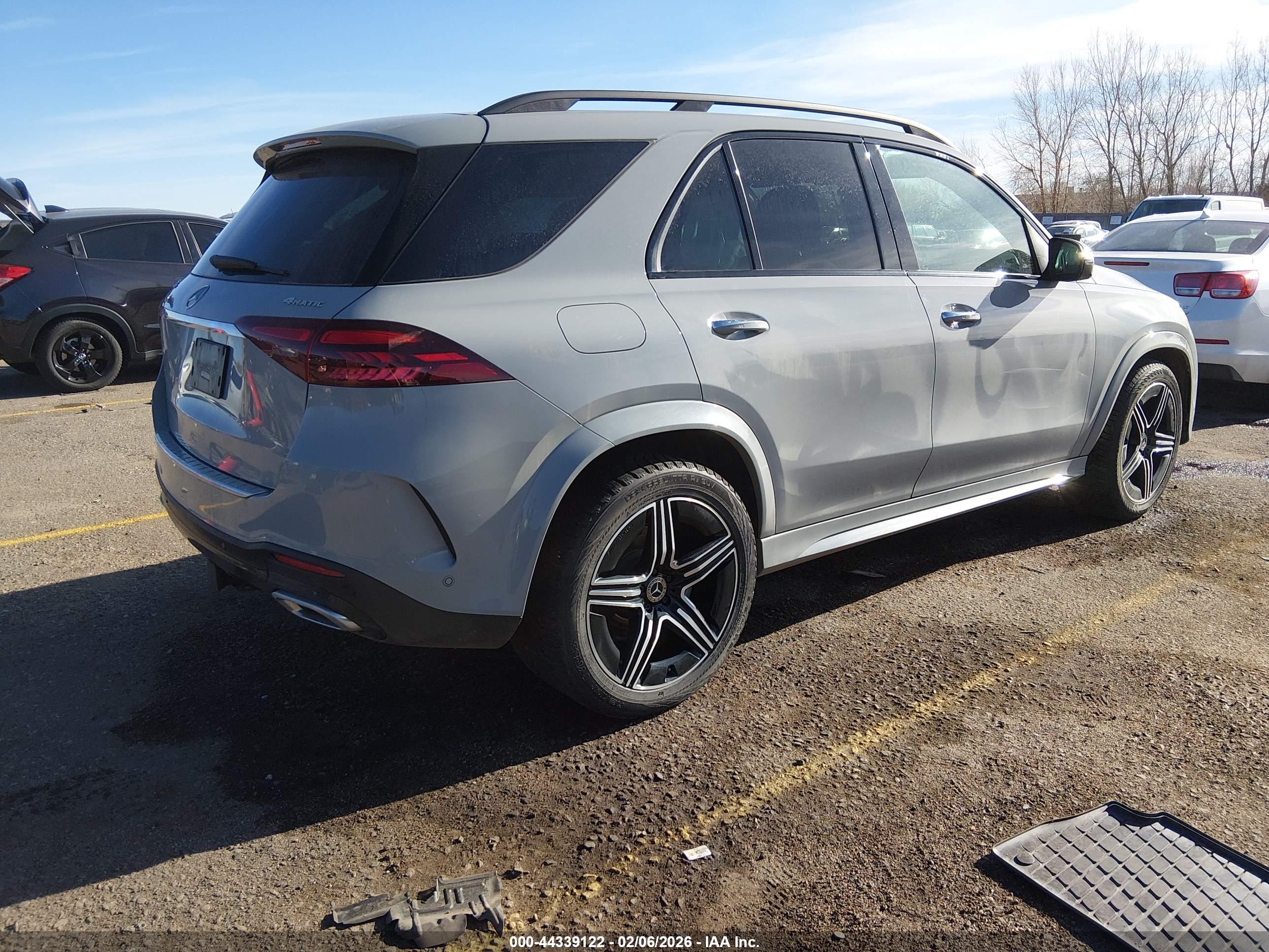 MERCEDES-BENZ GLE image 4