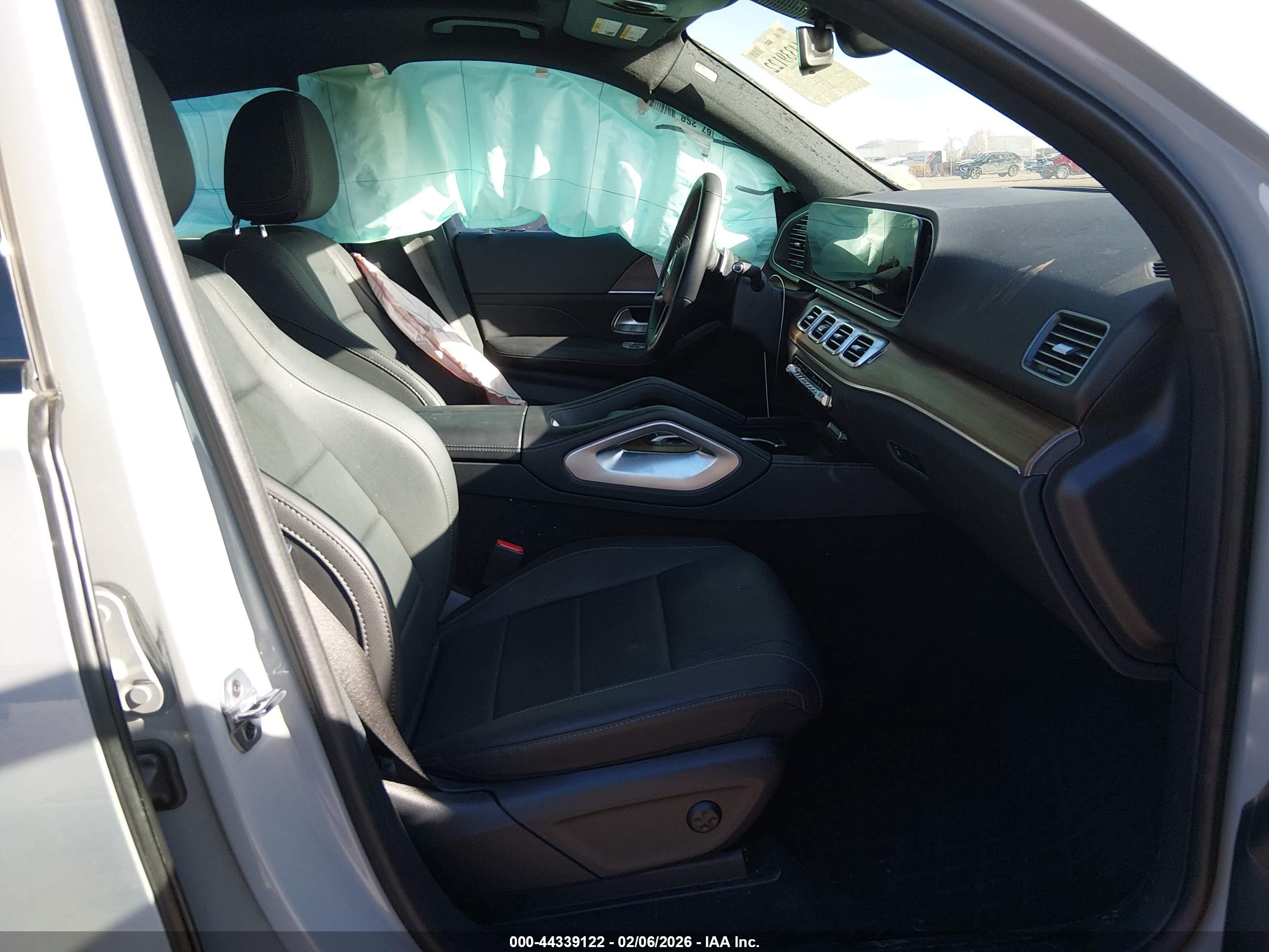 MERCEDES-BENZ GLE image 5