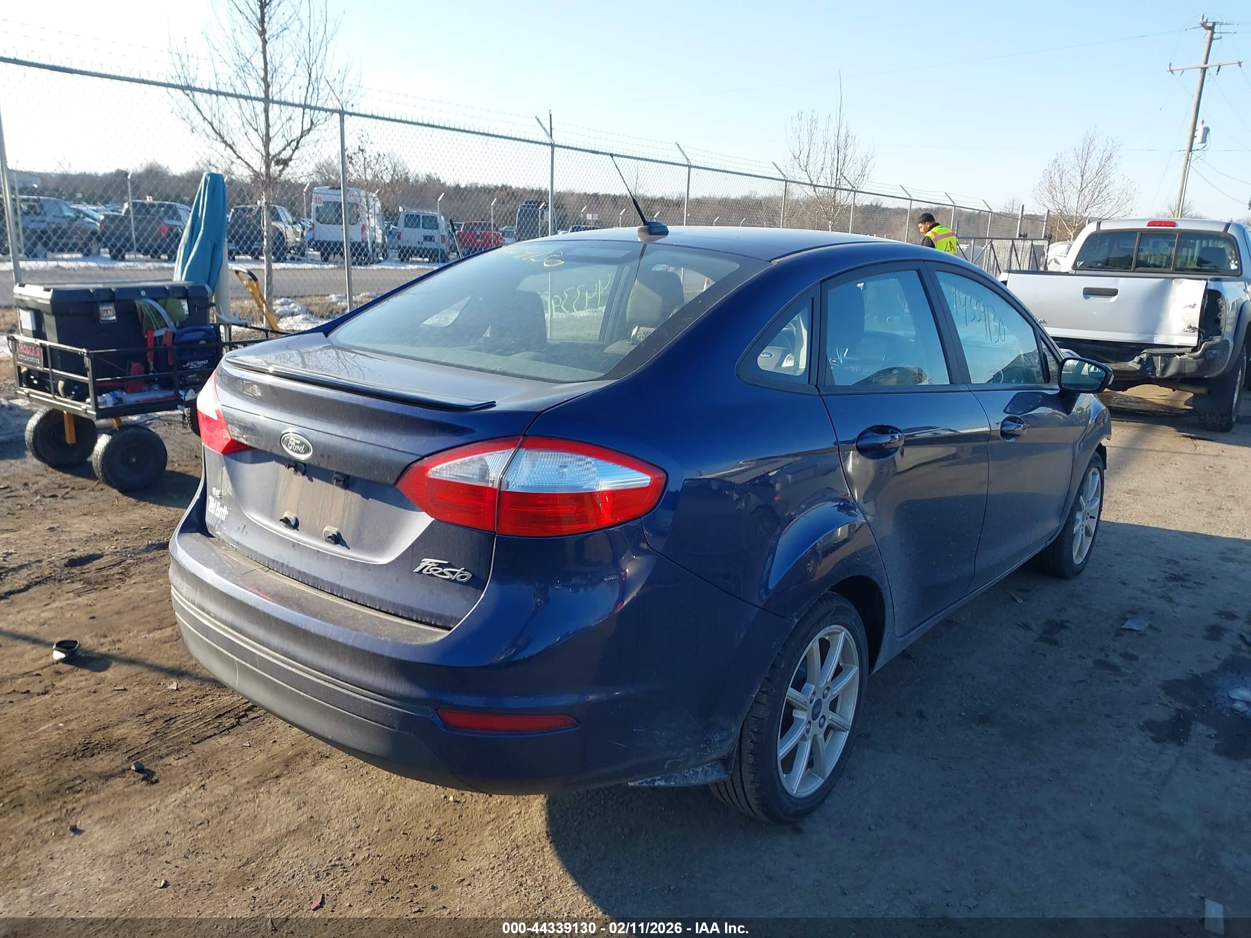 FORD FIESTA image 4