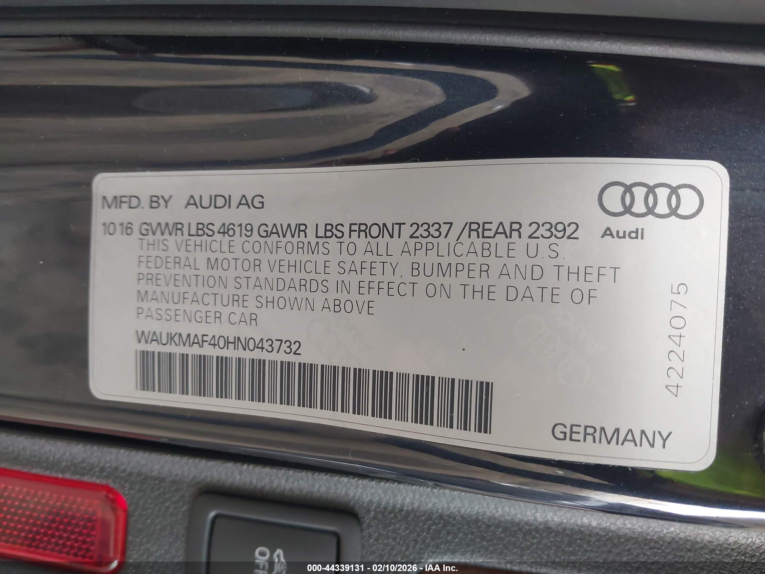 AUDI A4 image 9