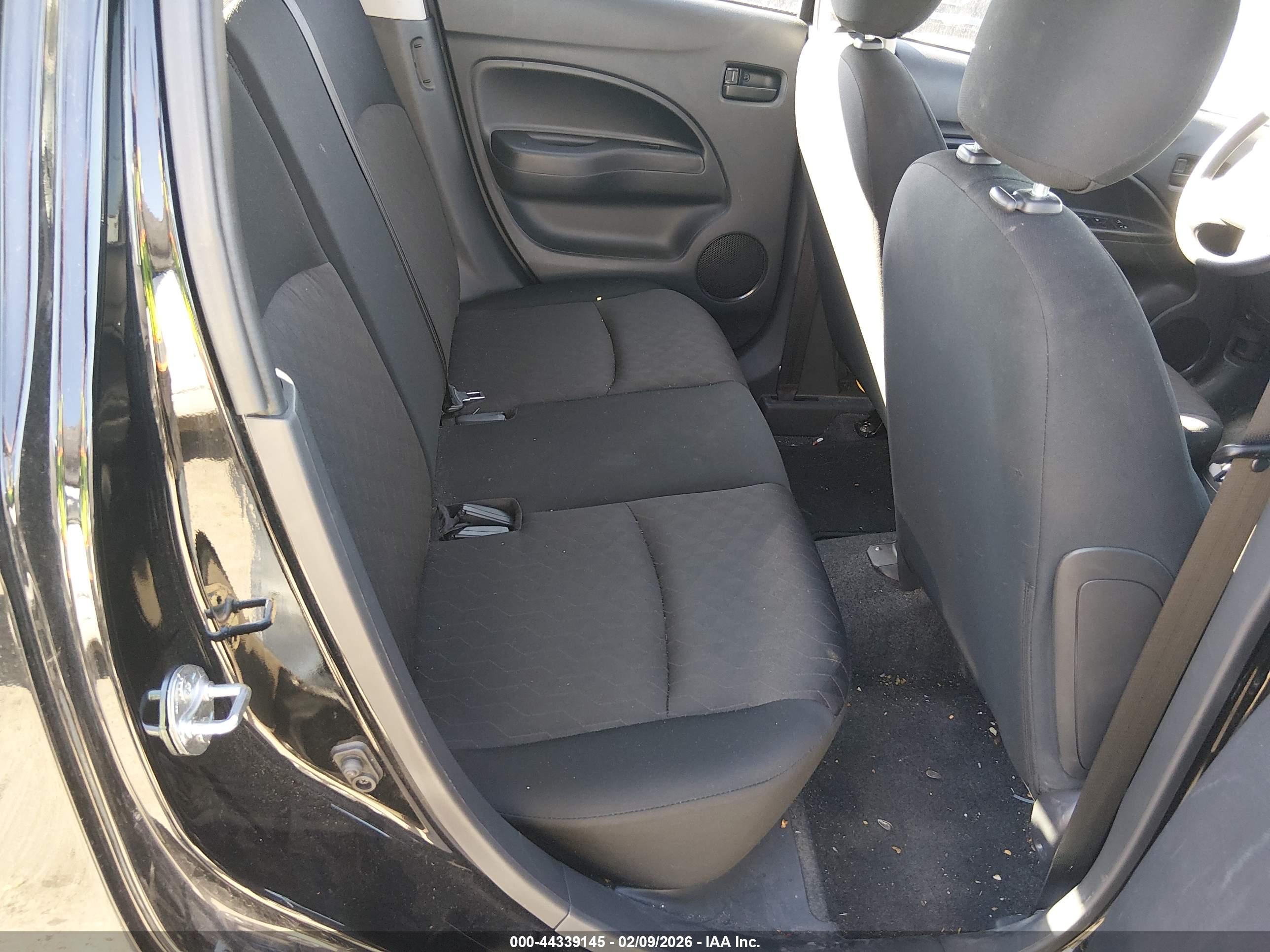 MITSUBISHI MIRAGE image 8