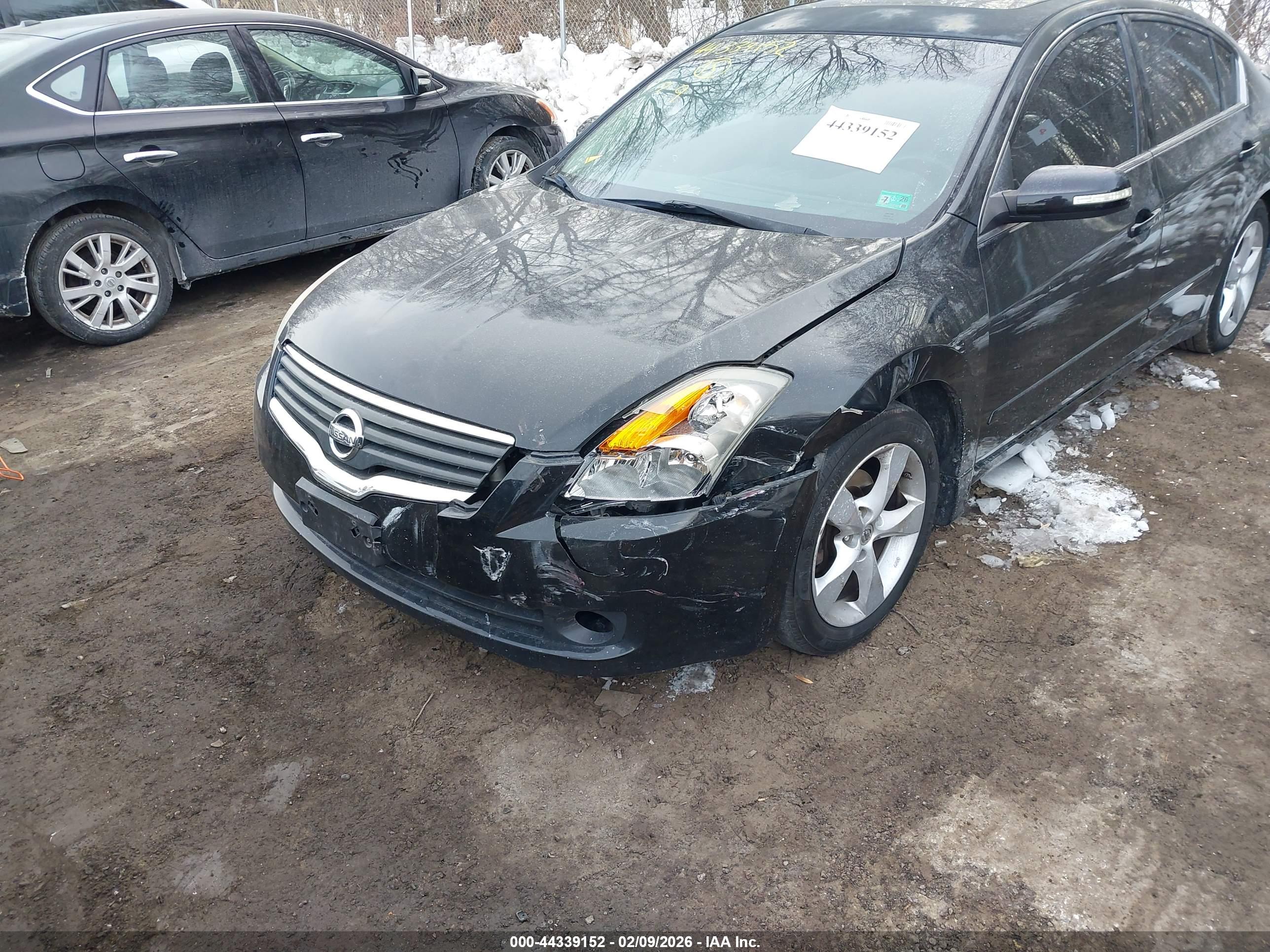 NISSAN ALTIMA image 6