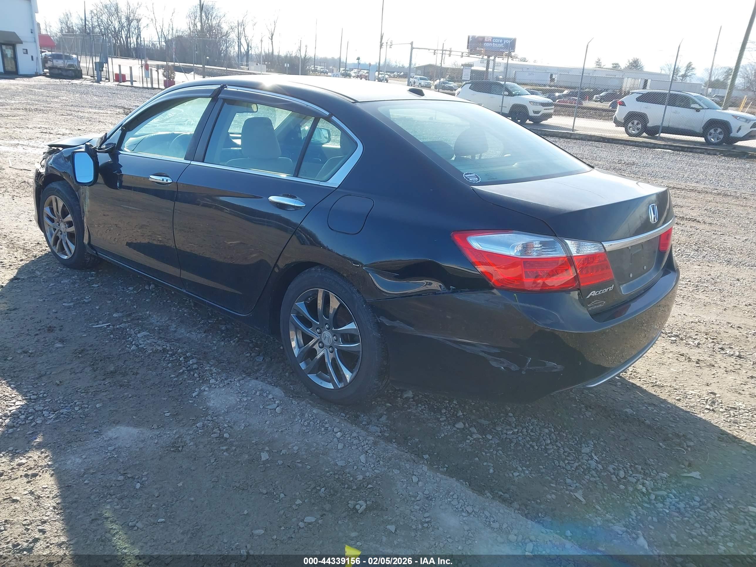 HONDA ACCORD image 3