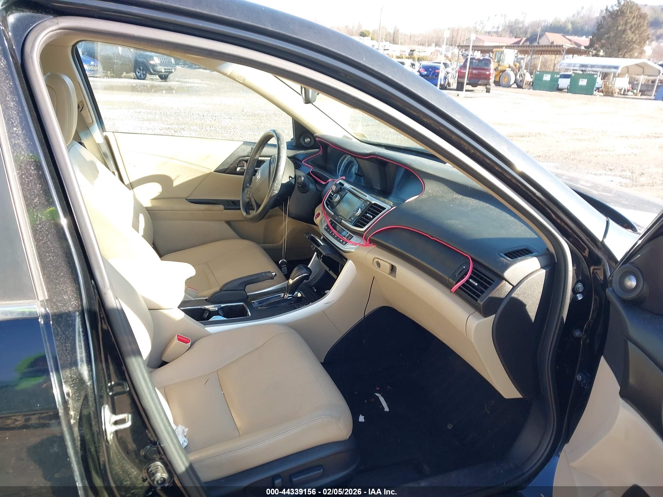 HONDA ACCORD image 5