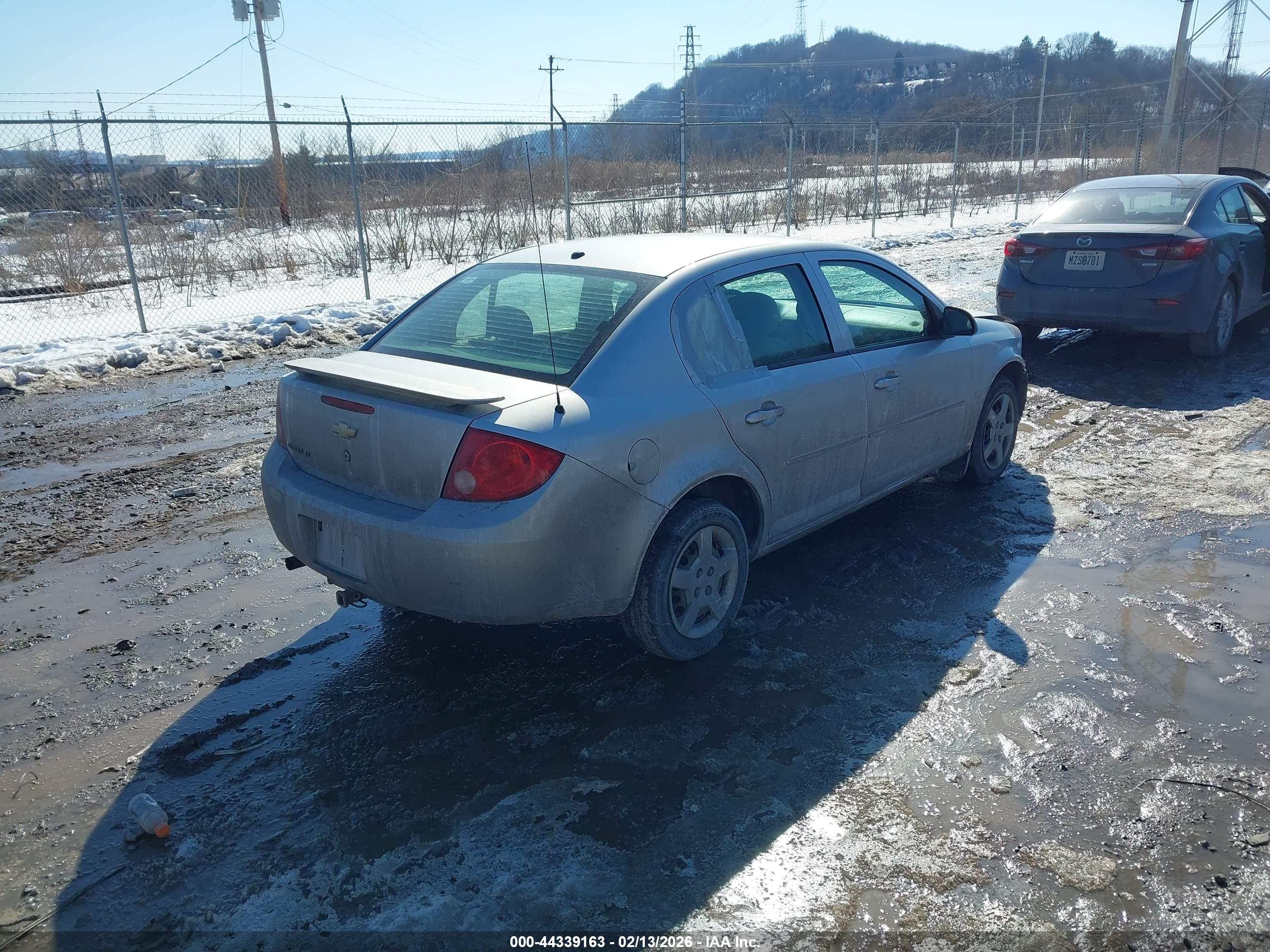 CHEVROLET COBALT image 4
