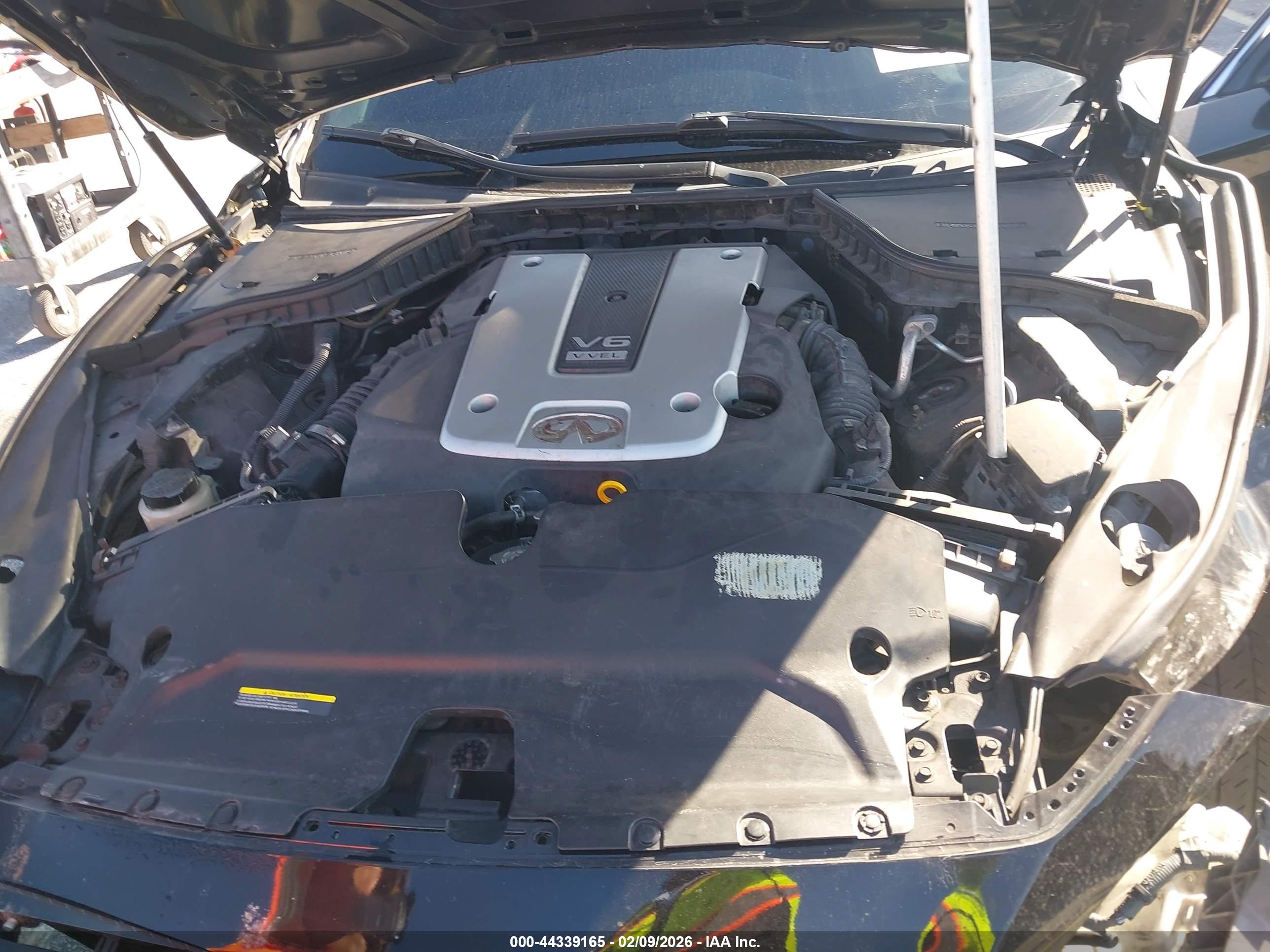 INFINITI Q50 image 10