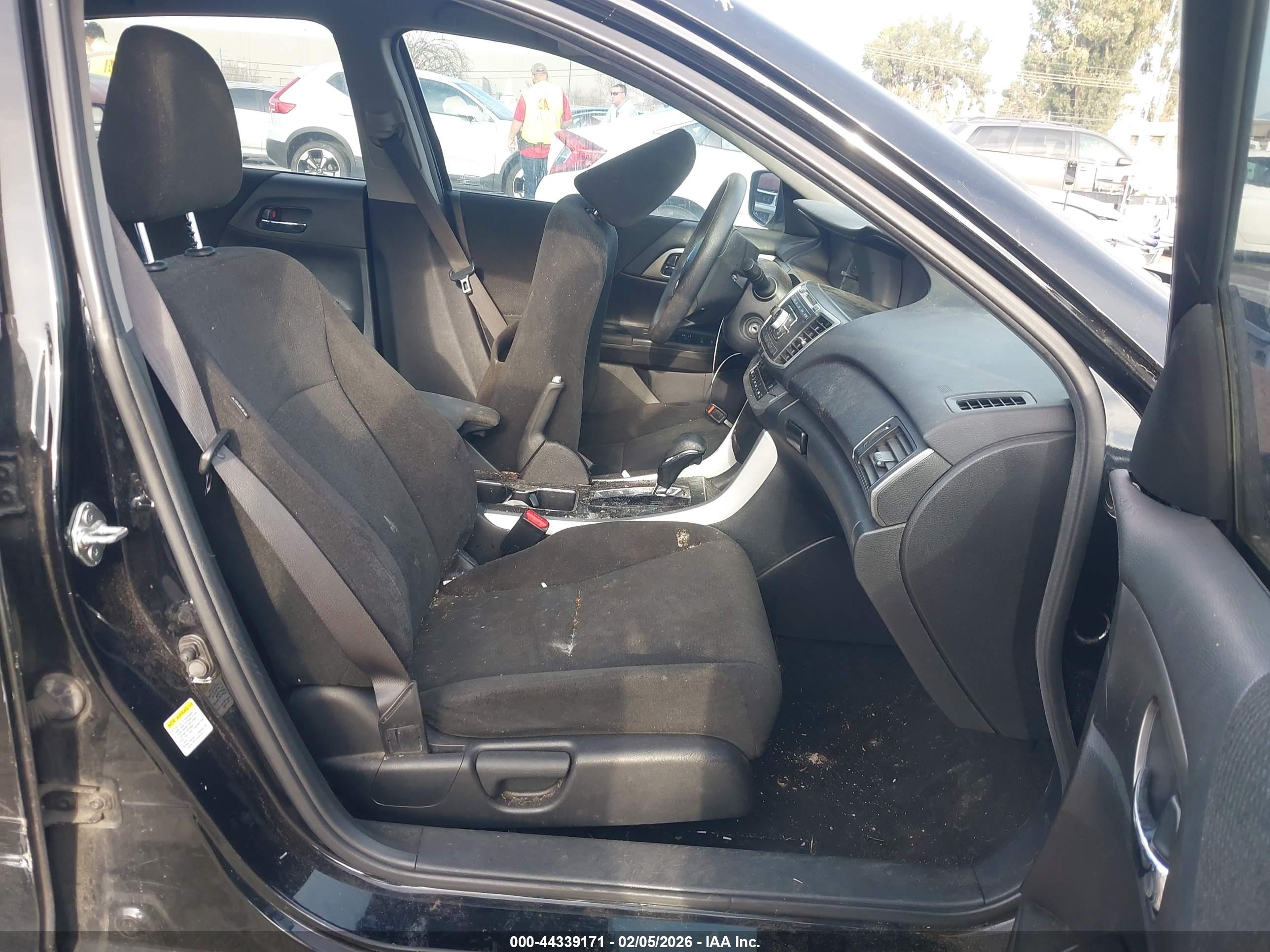 HONDA ACCORD image 5