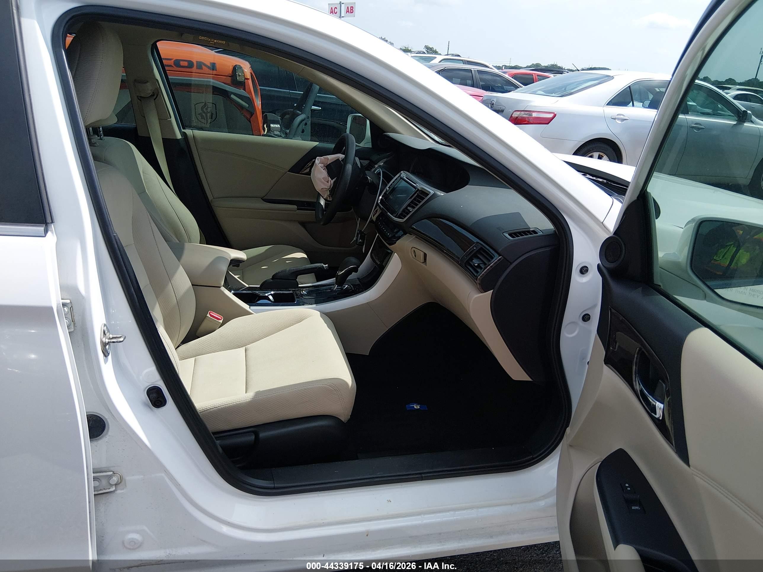 HONDA ACCORD image 5
