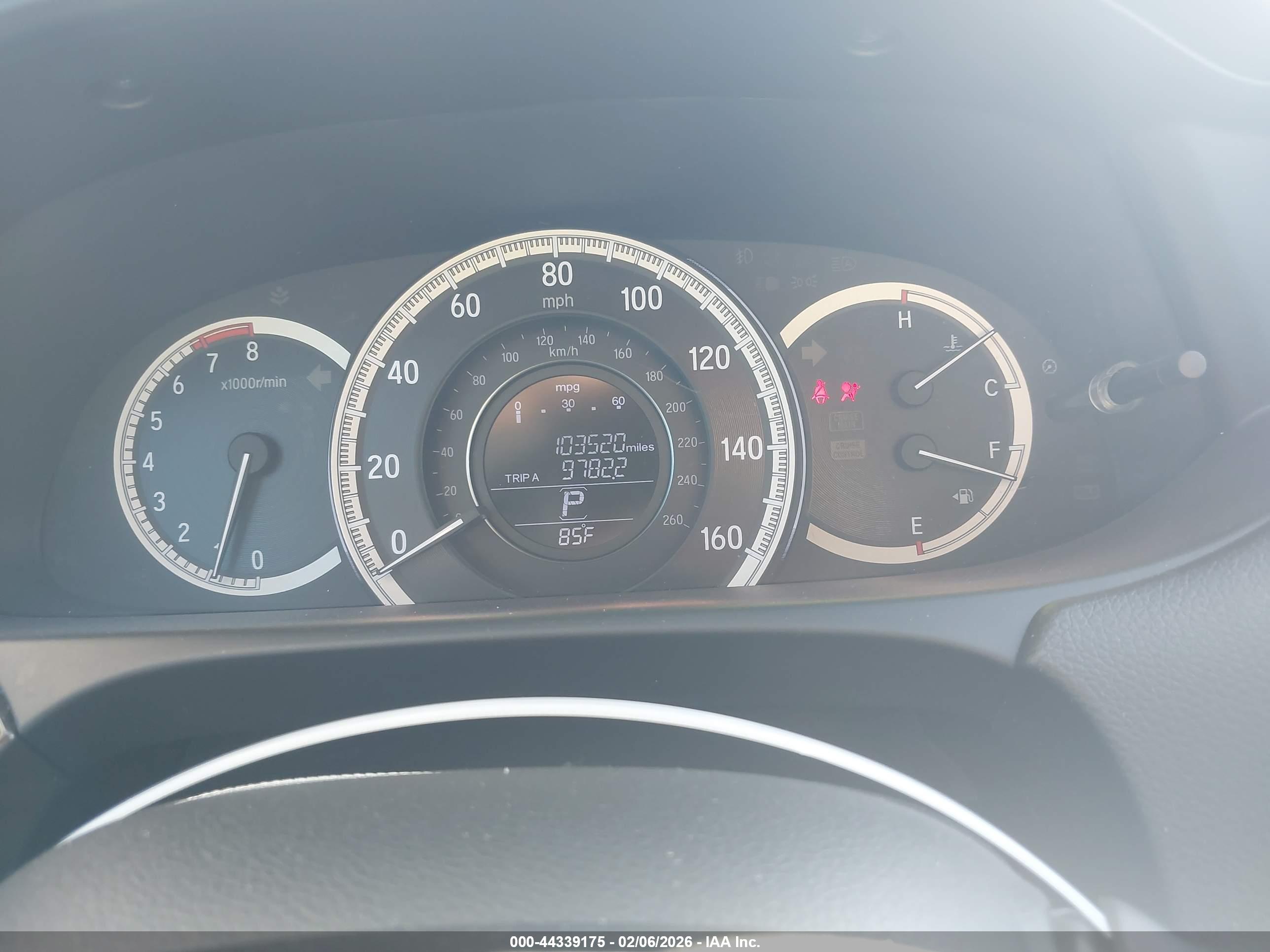 HONDA ACCORD image 7