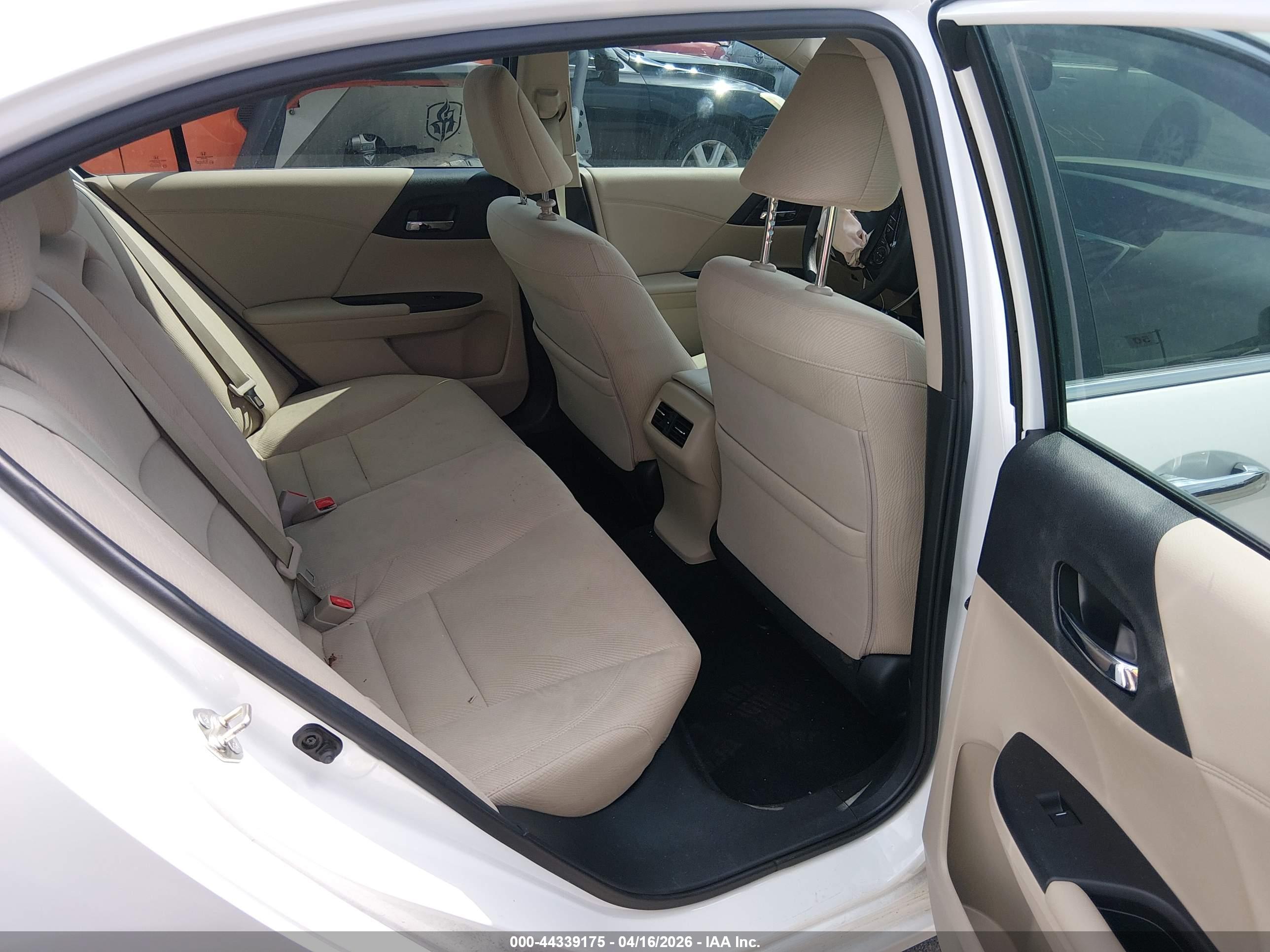 HONDA ACCORD image 8
