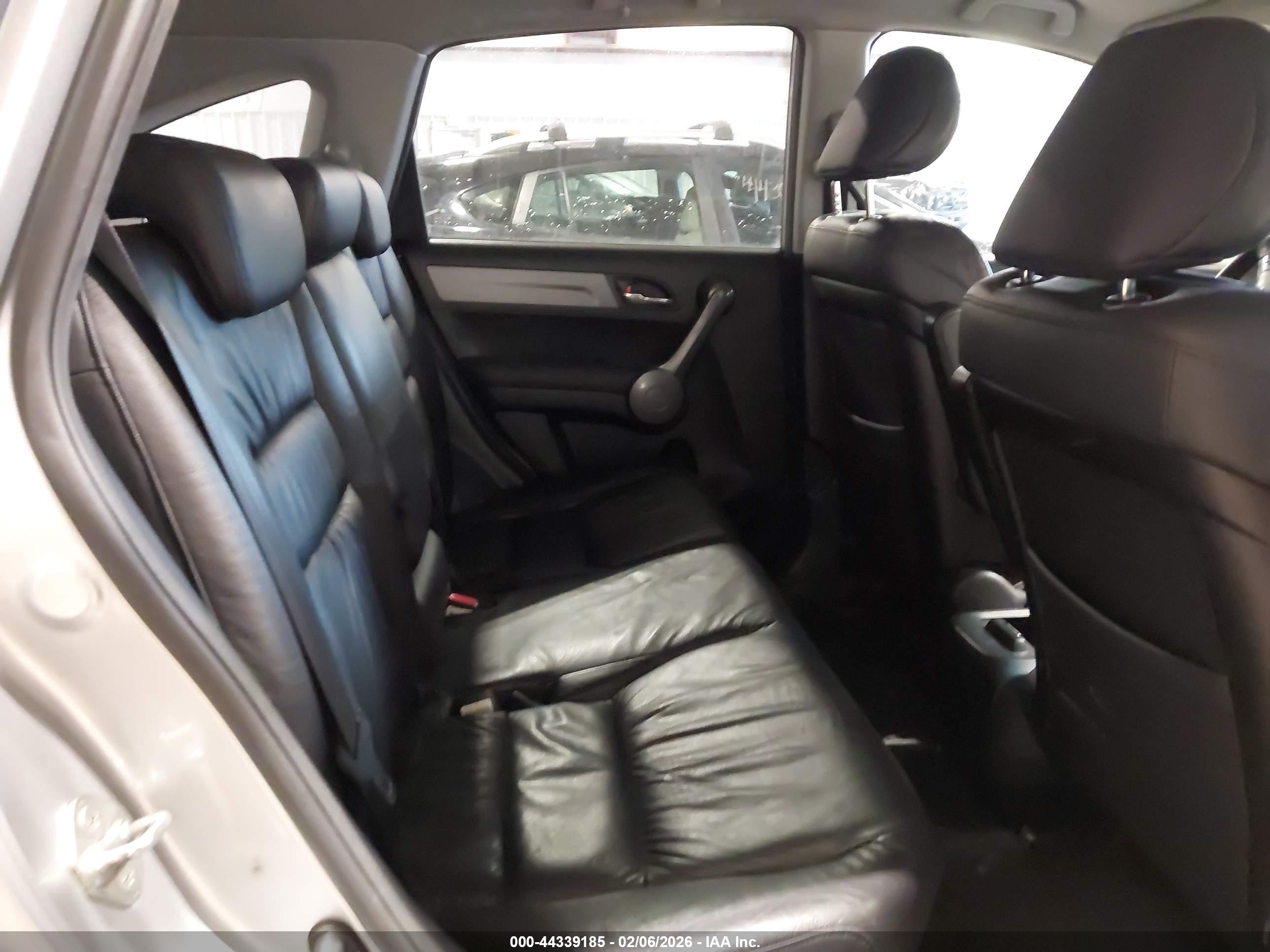 HONDA CR-V image 8